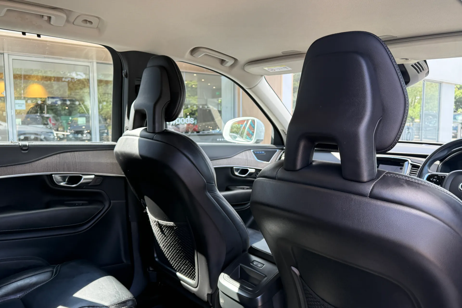 Volvo XC90 thumbnail image number 28