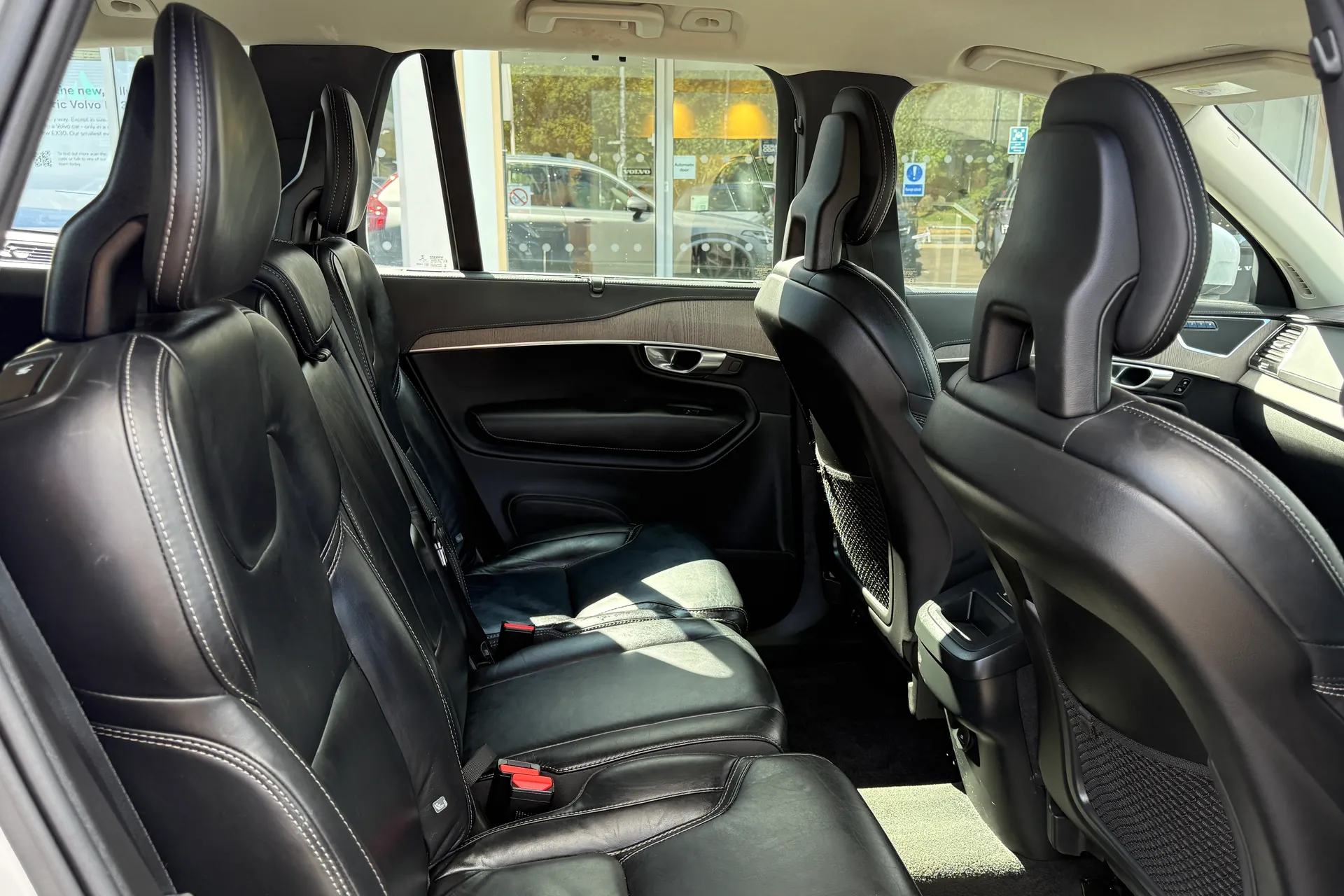 Volvo XC90 thumbnail image number 27