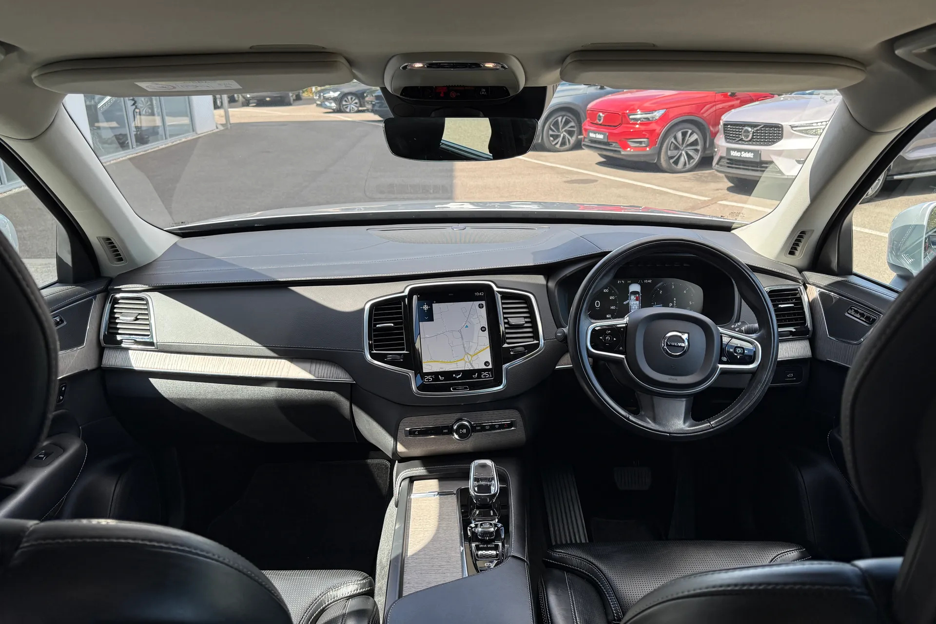 Volvo XC90 thumbnail image number 3