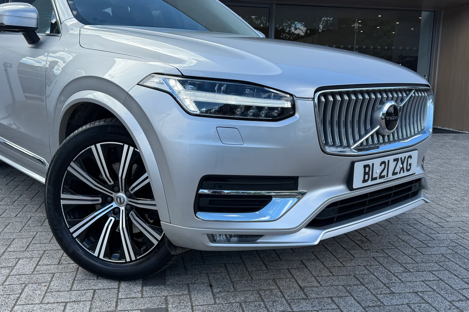 Volvo XC90 thumbnail image number 10