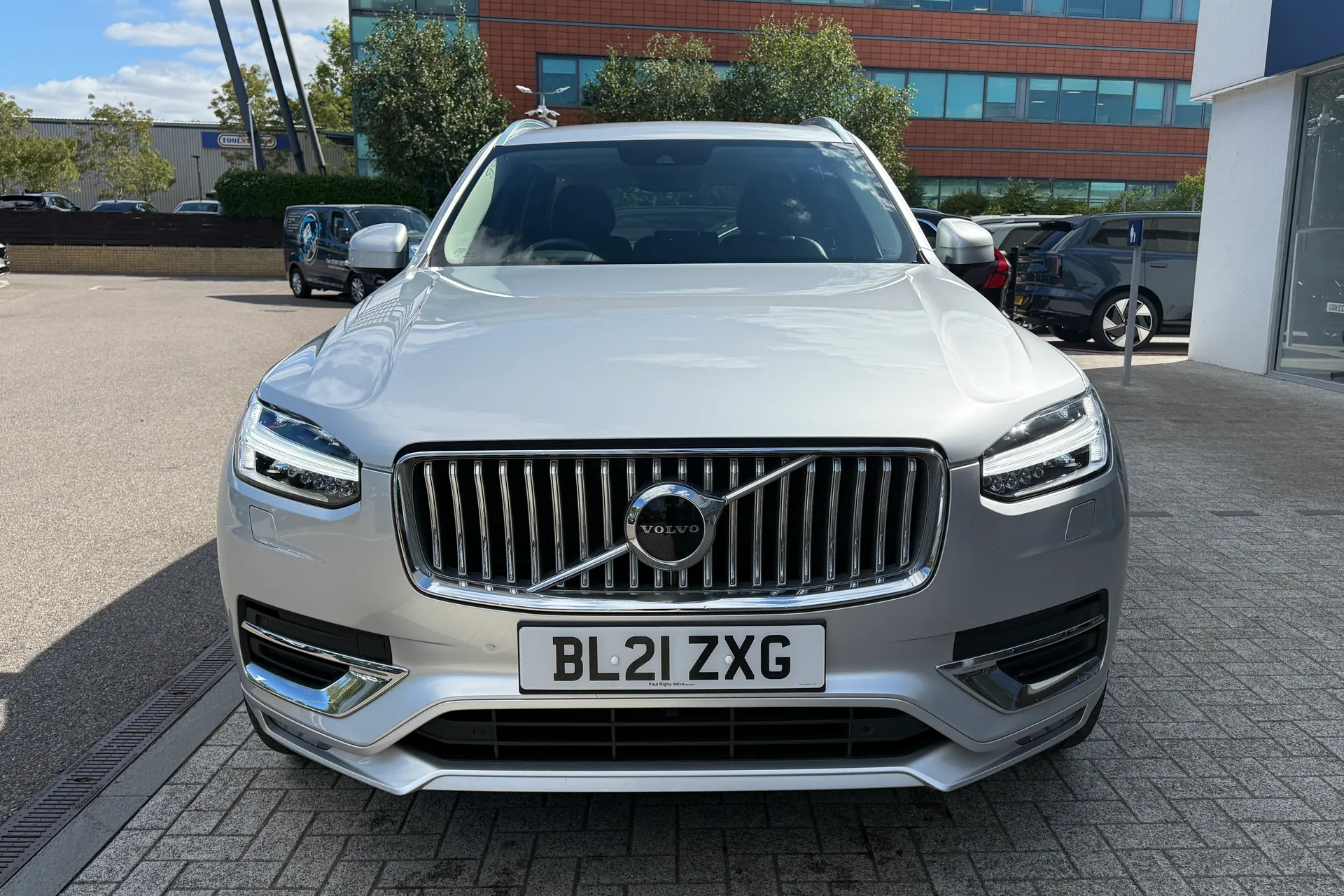 Volvo XC90 thumbnail image number 16