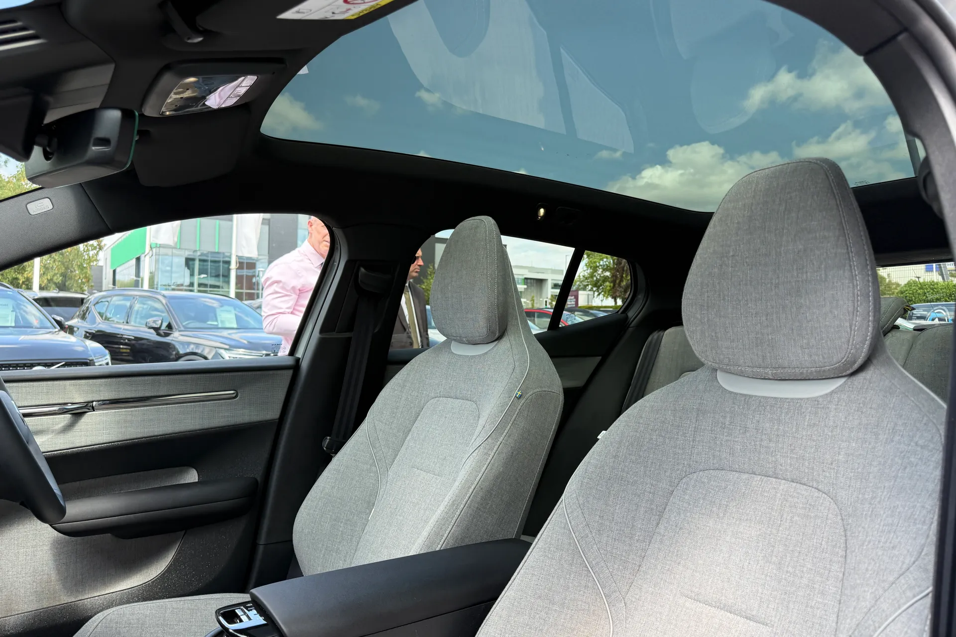 Volvo EX30 thumbnail image number 28