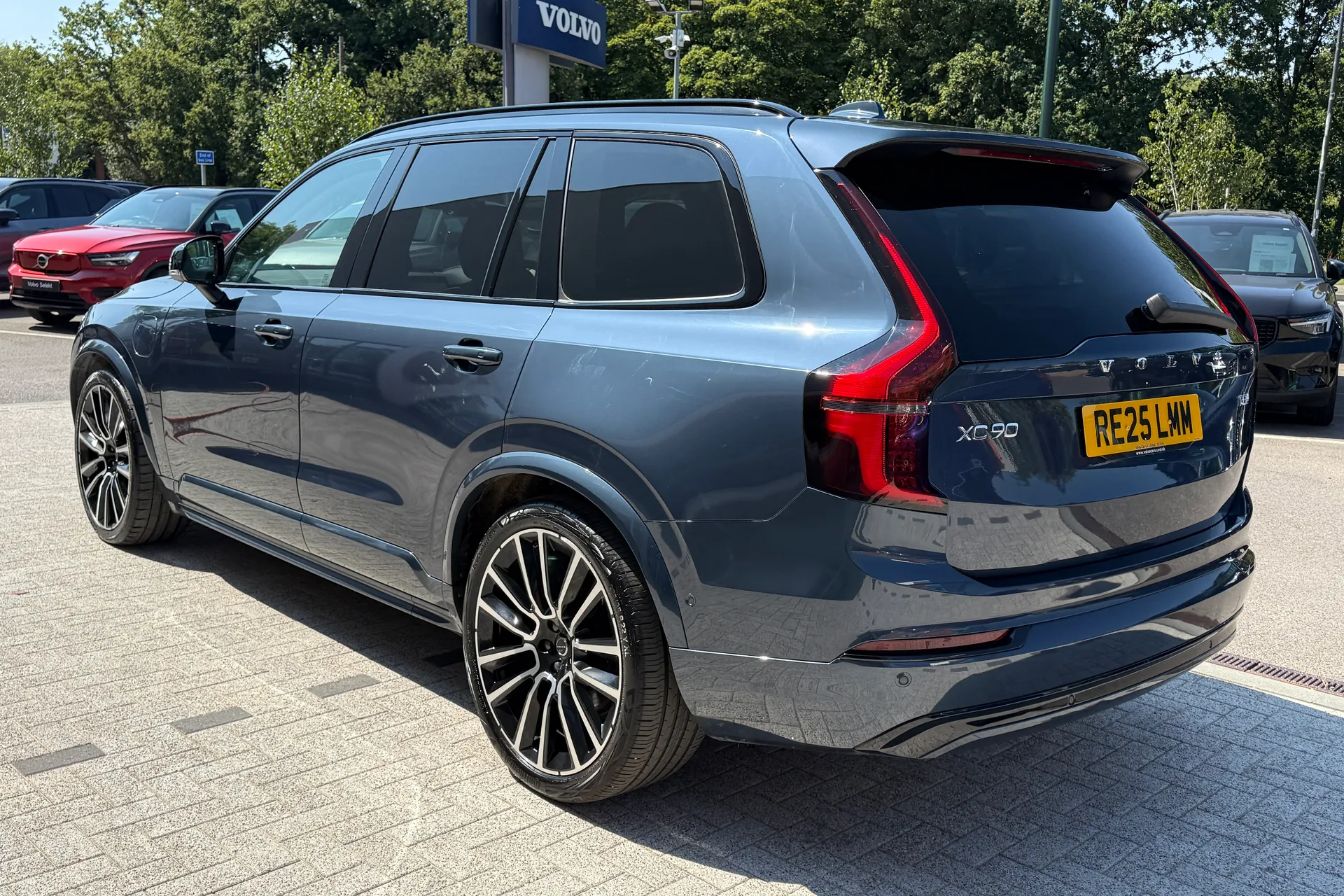 Volvo XC90 thumbnail image number 13
