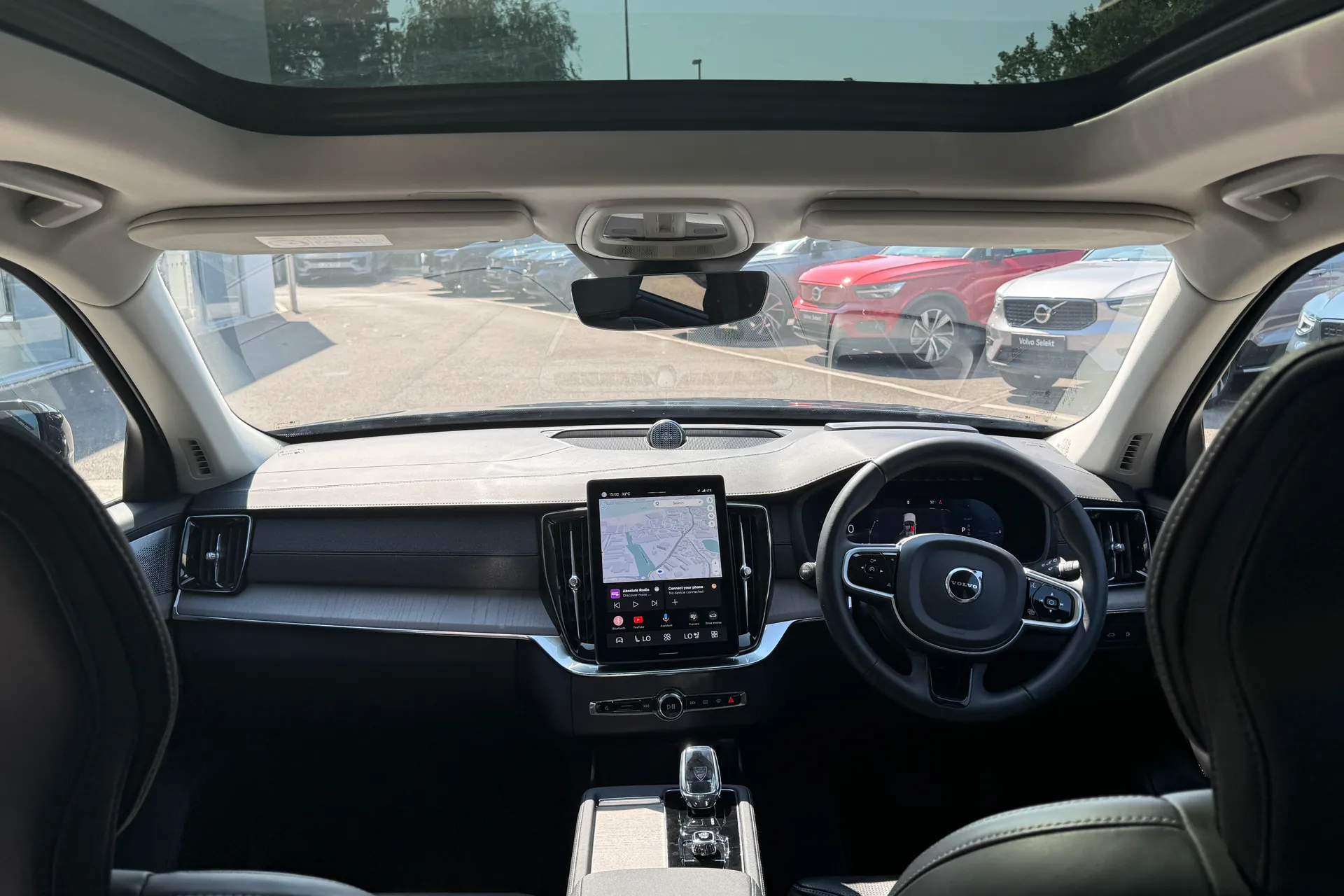 Volvo XC90 thumbnail image number 3