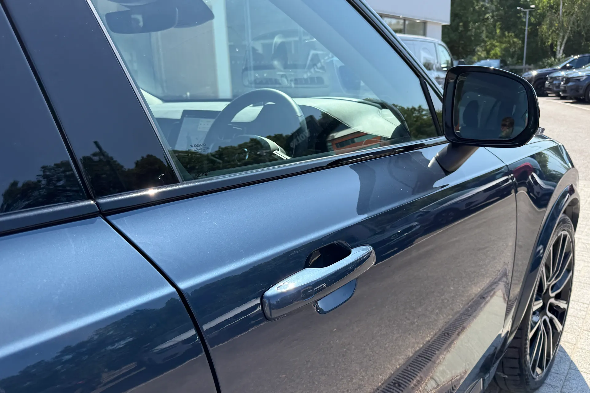 Volvo XC90 thumbnail image number 18