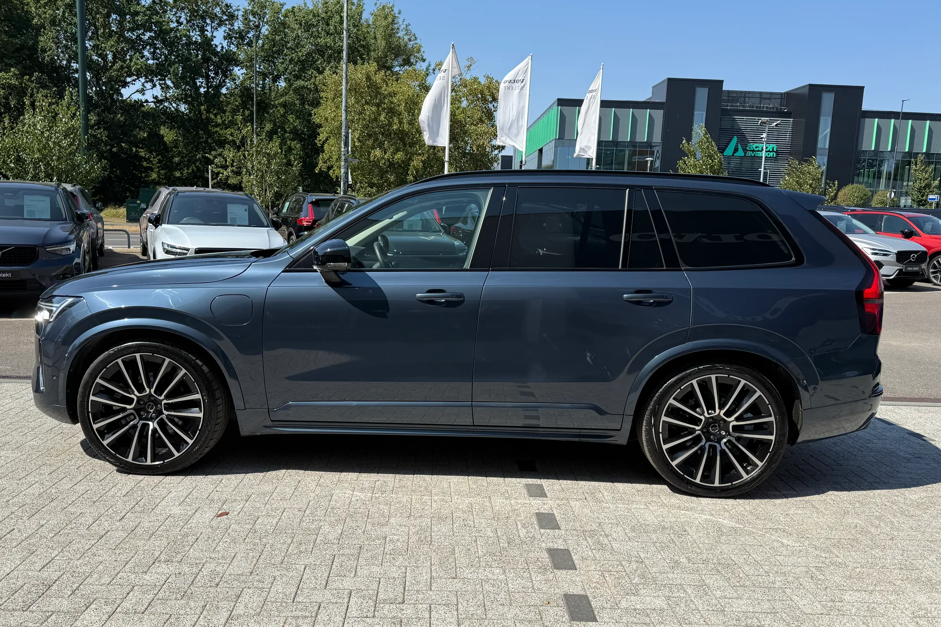 Volvo XC90 thumbnail image number 14