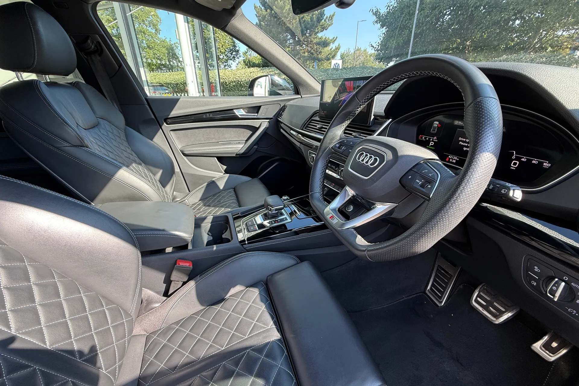 Audi Q5 thumbnail image number 15
