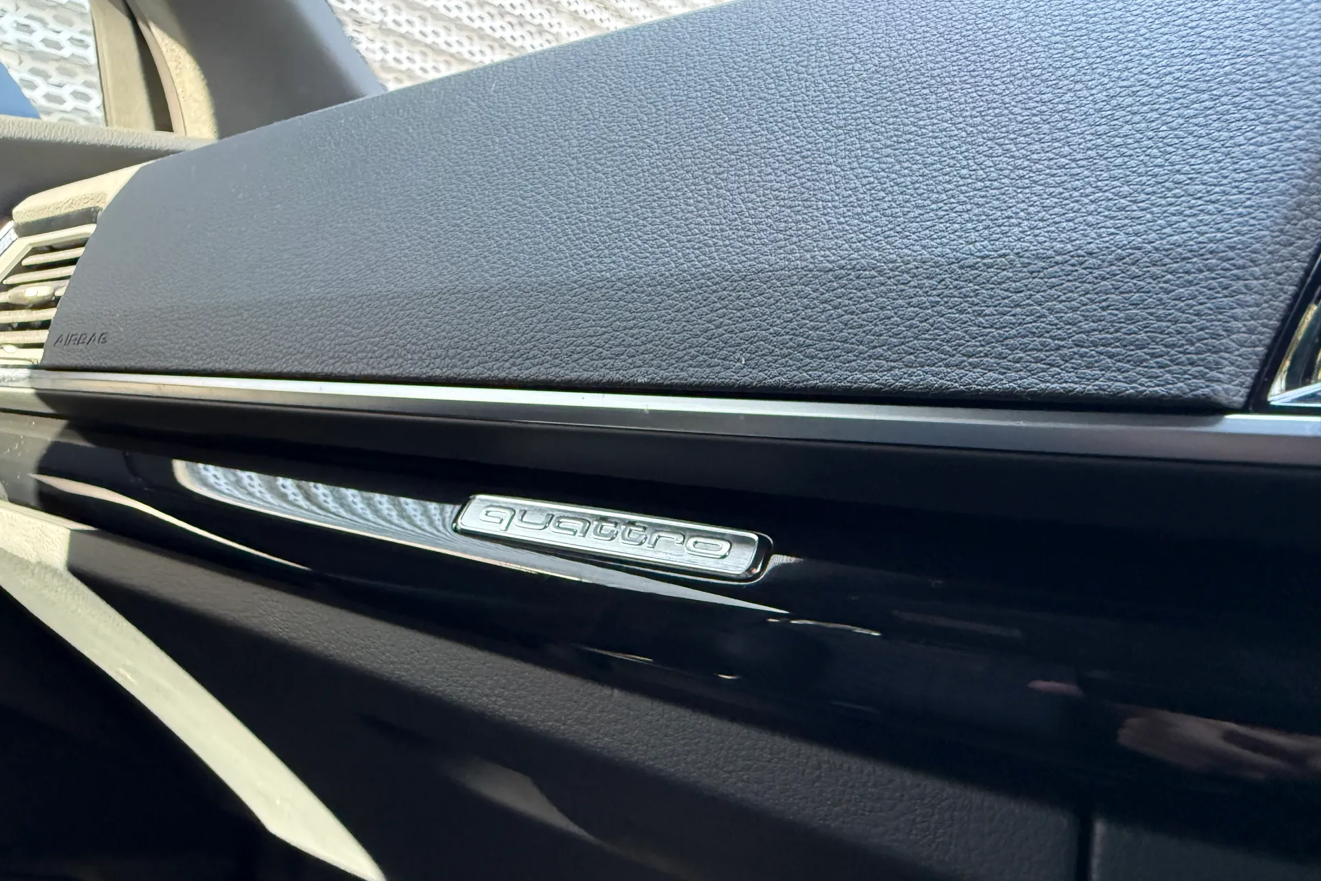 Audi Q5 thumbnail image number 34