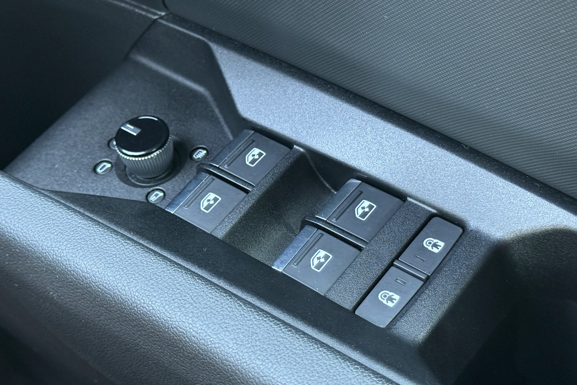 Audi Q4 thumbnail image number 20
