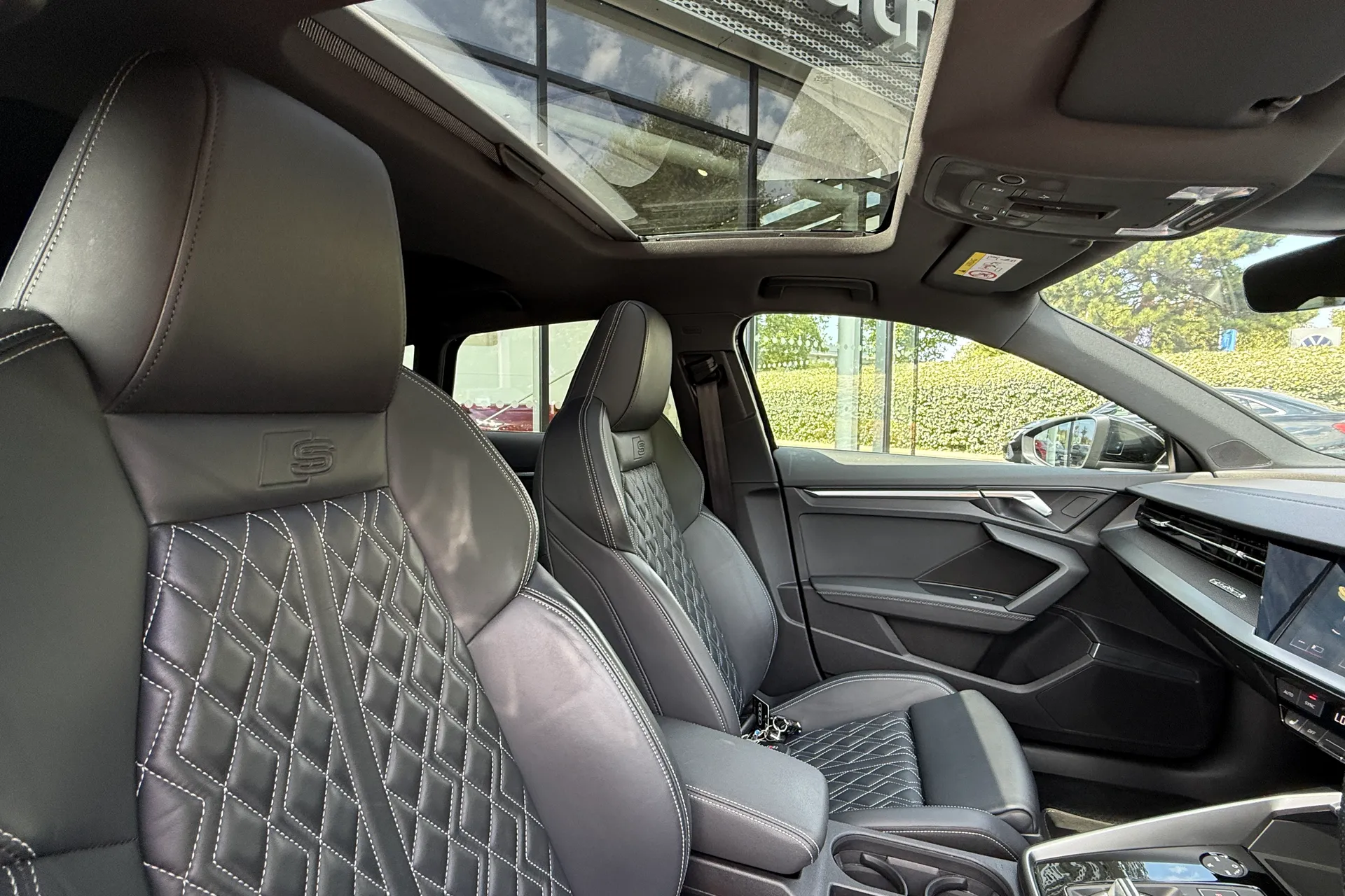 Audi A3 thumbnail image number 47