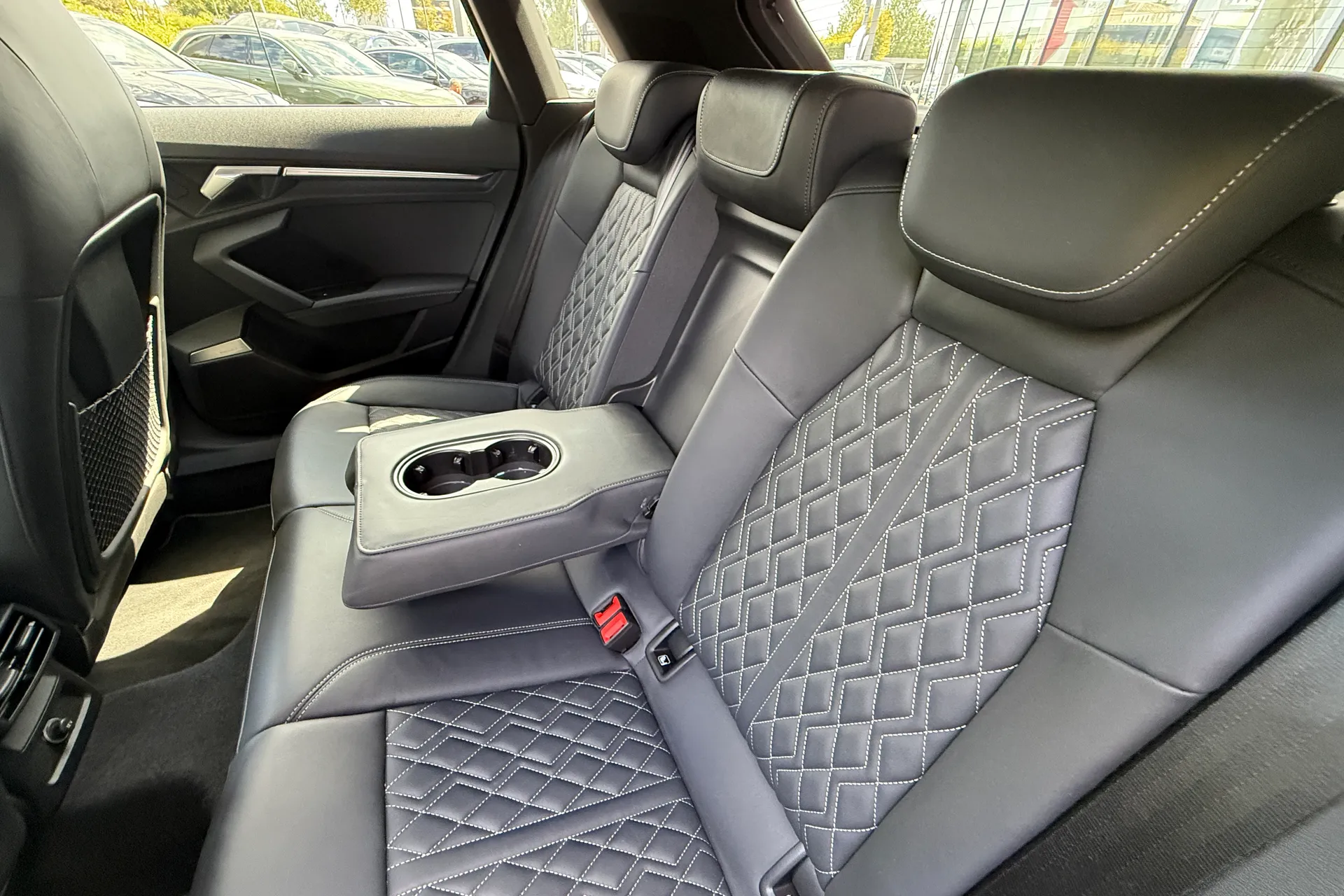 Audi A3 thumbnail image number 42