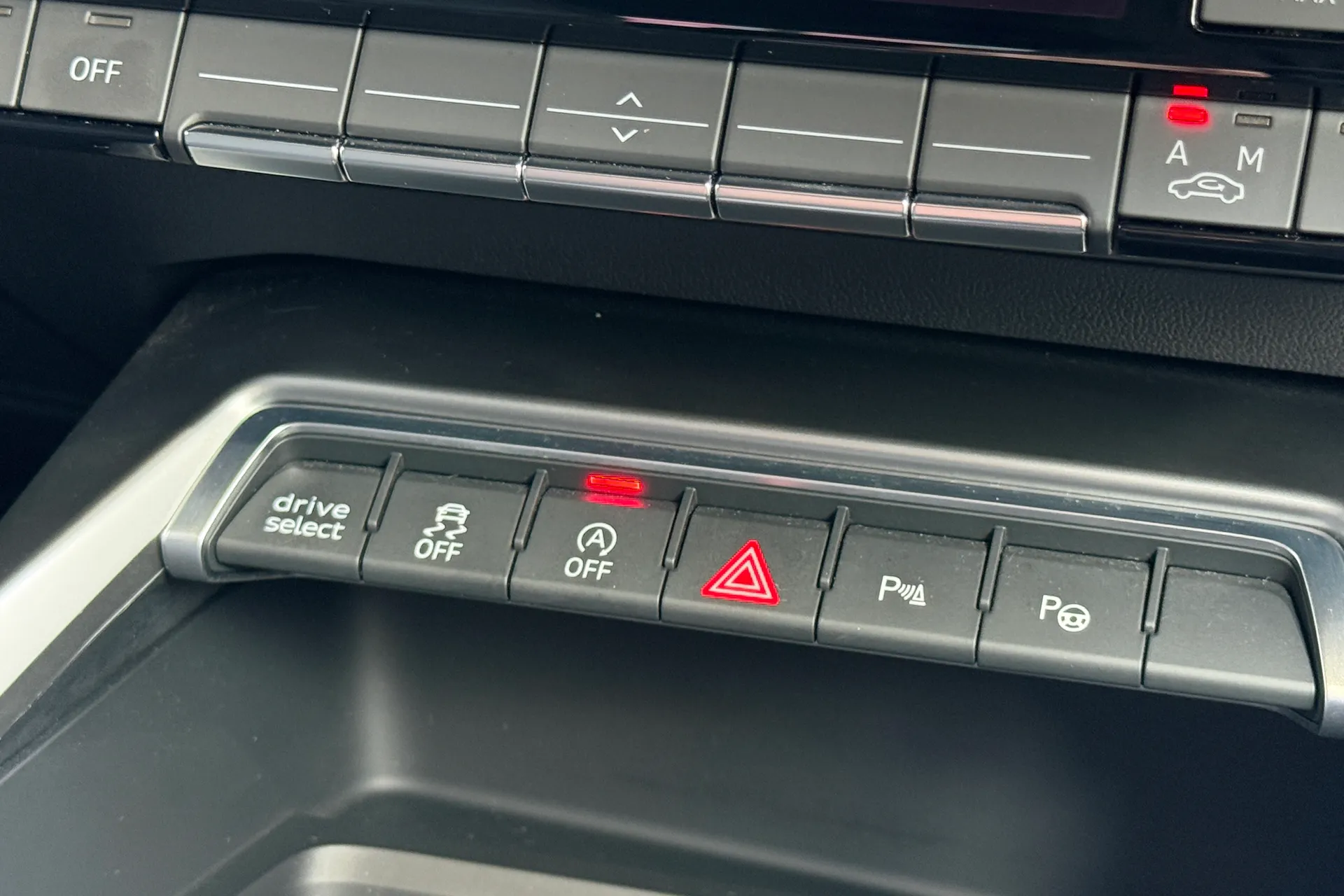 Audi A3 thumbnail image number 32