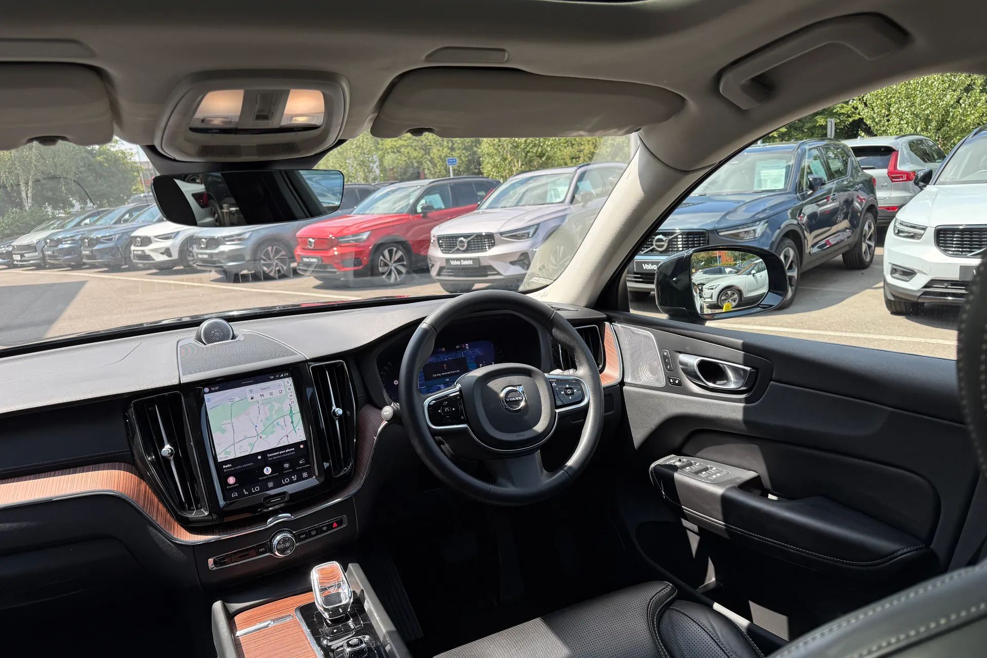 Volvo XC60 thumbnail image number 34