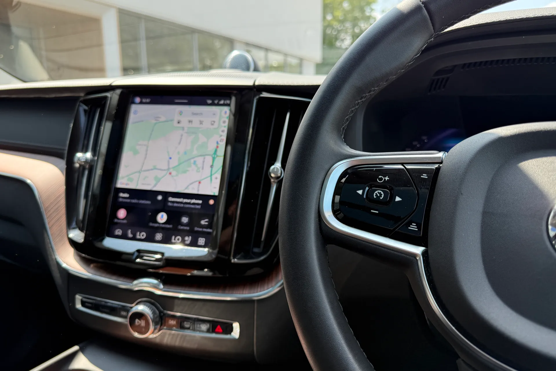 Volvo XC60 thumbnail image number 37