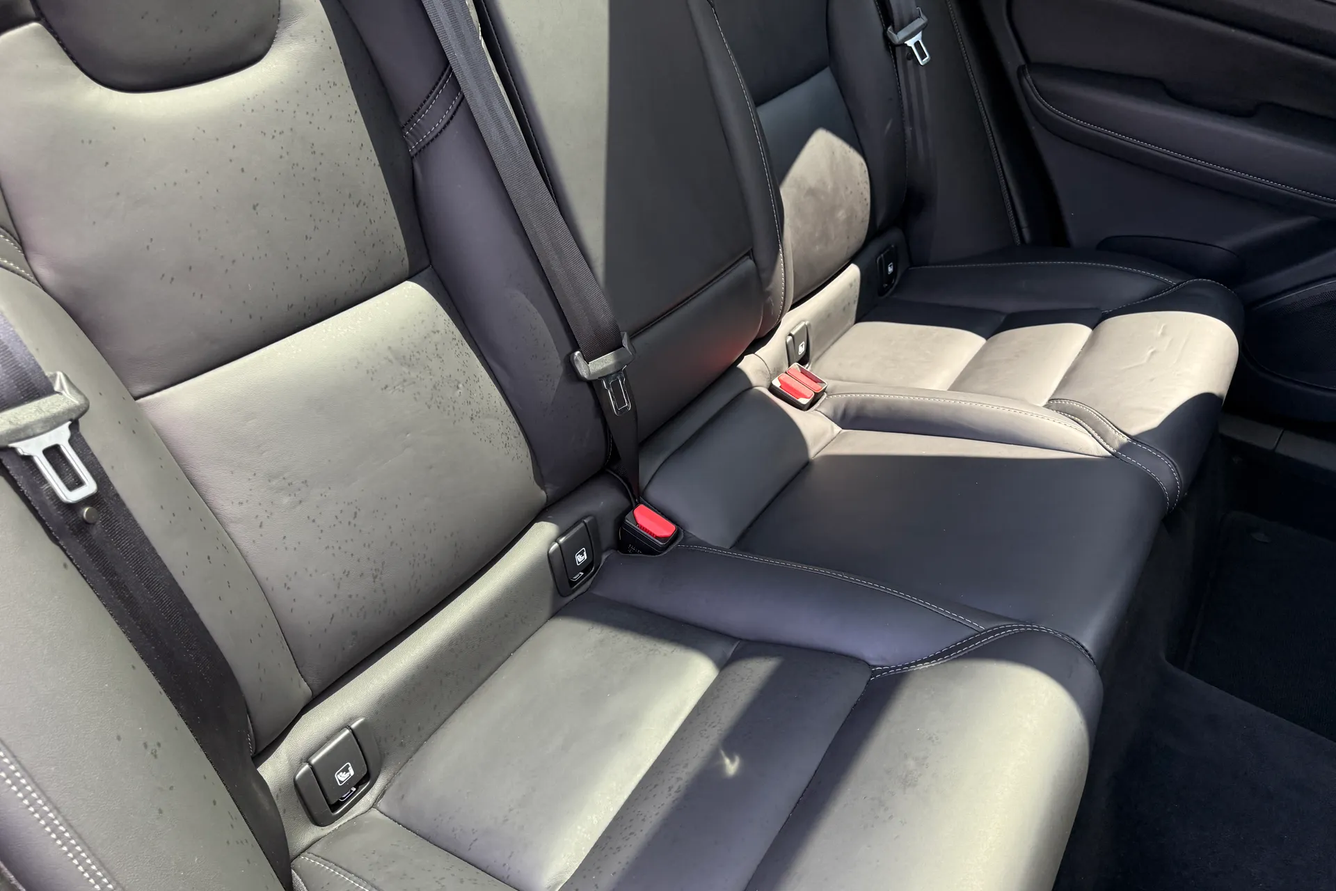 Volvo XC60 thumbnail image number 26