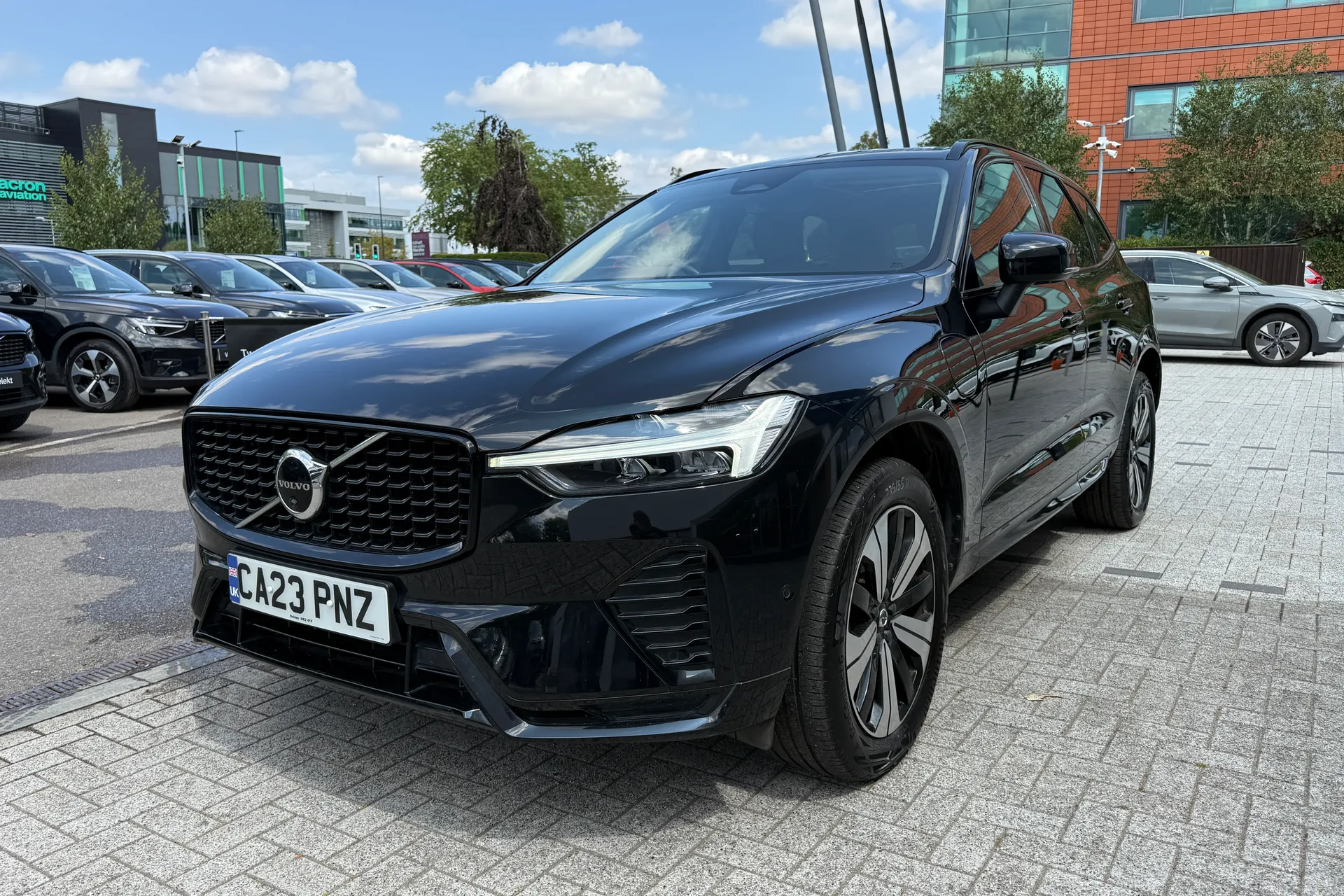 Volvo XC60 thumbnail image number 13