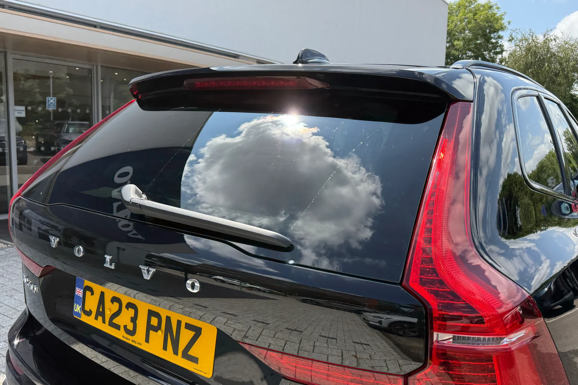 Volvo XC60 thumbnail image number 19