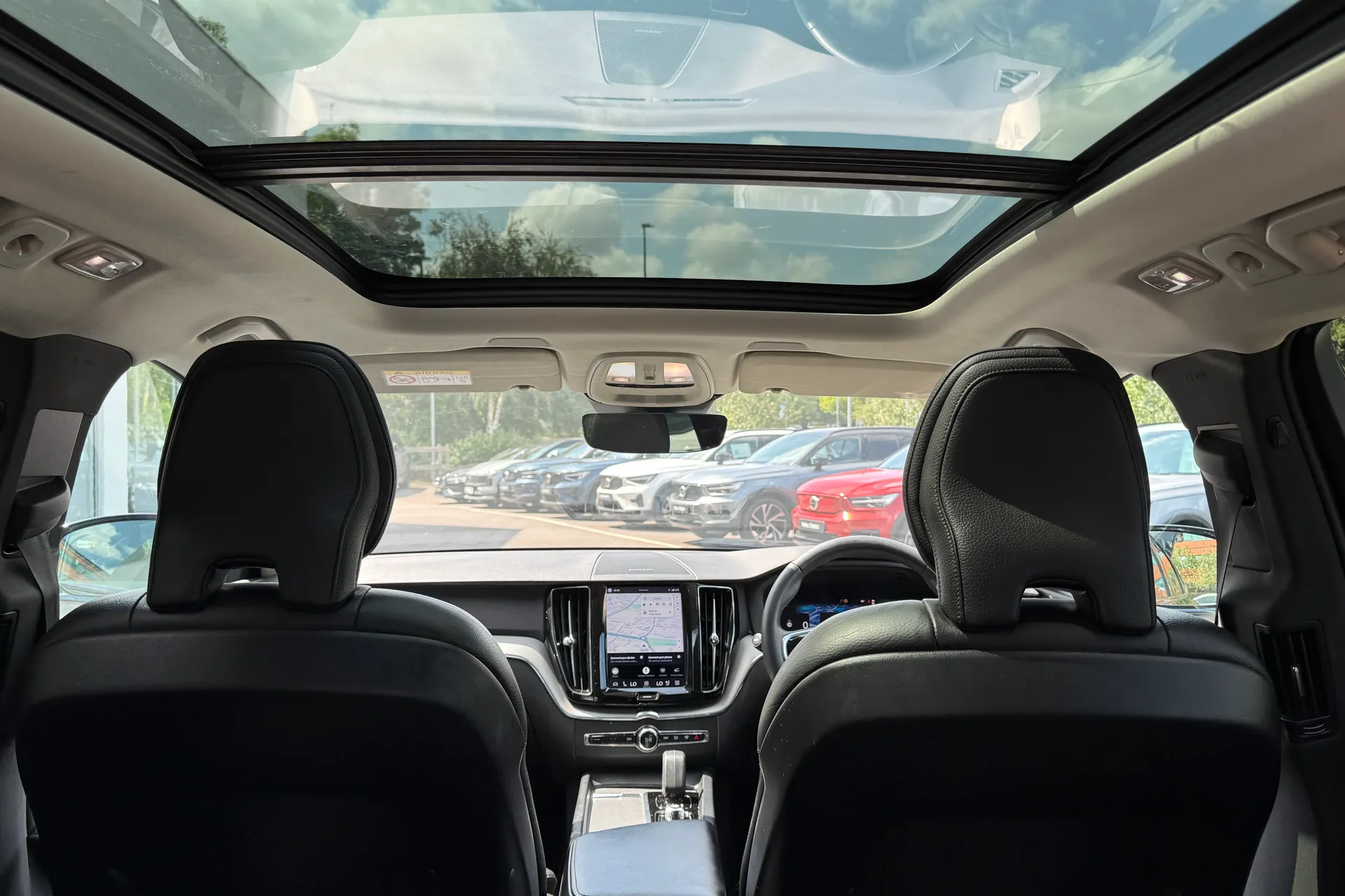 Volvo XC60 thumbnail image number 23