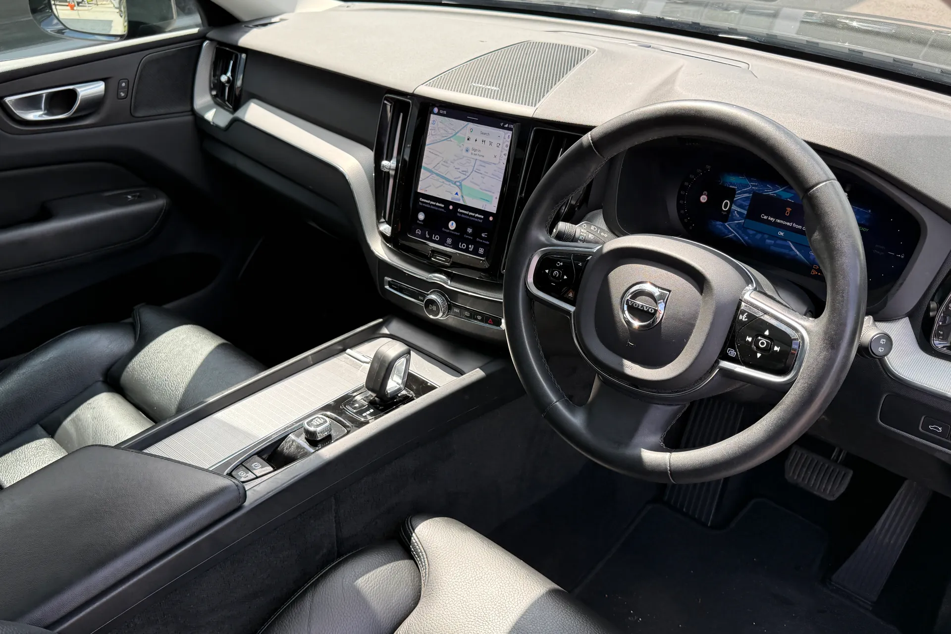 Volvo XC60 thumbnail image number 6