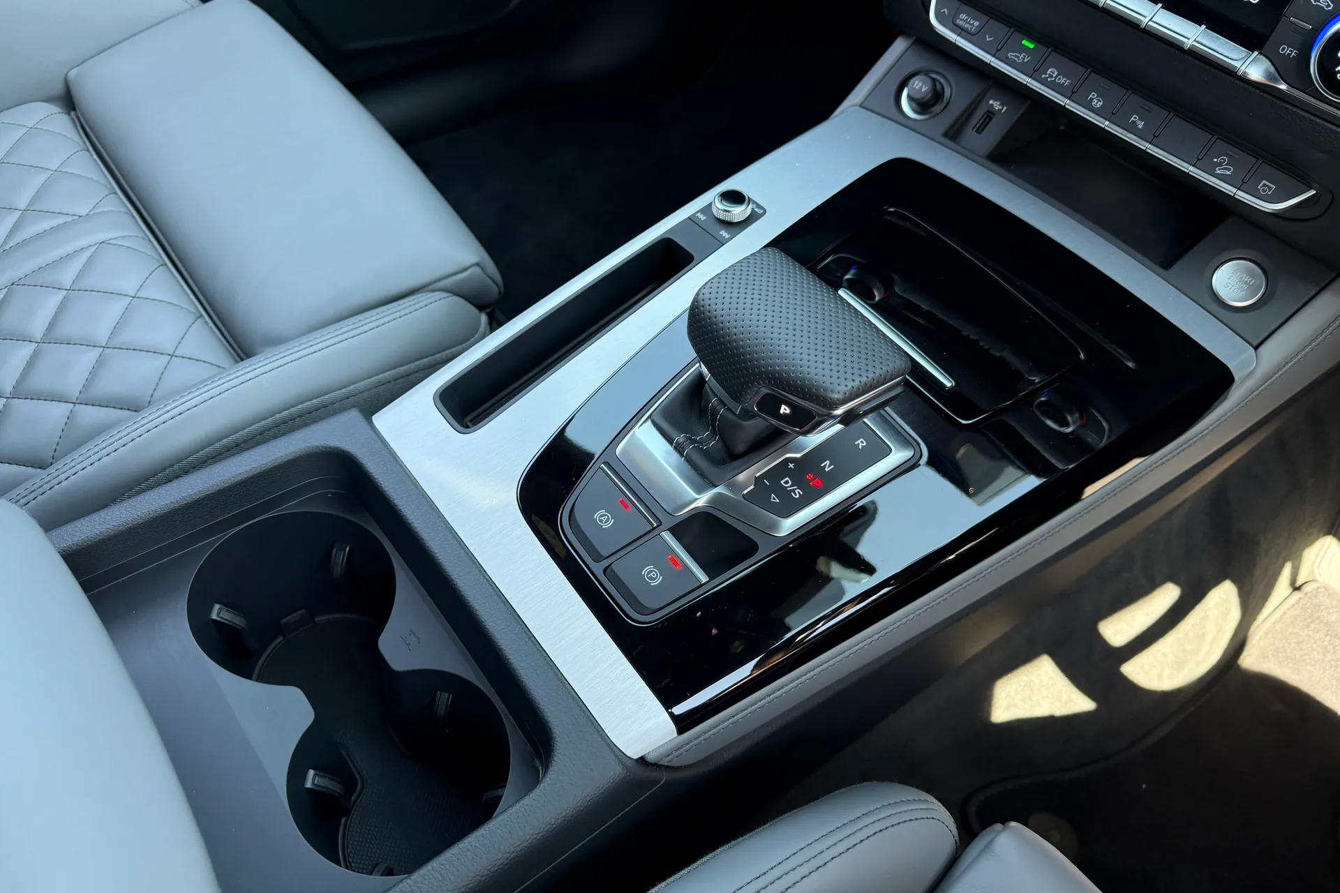 Audi Q5 thumbnail image number 43