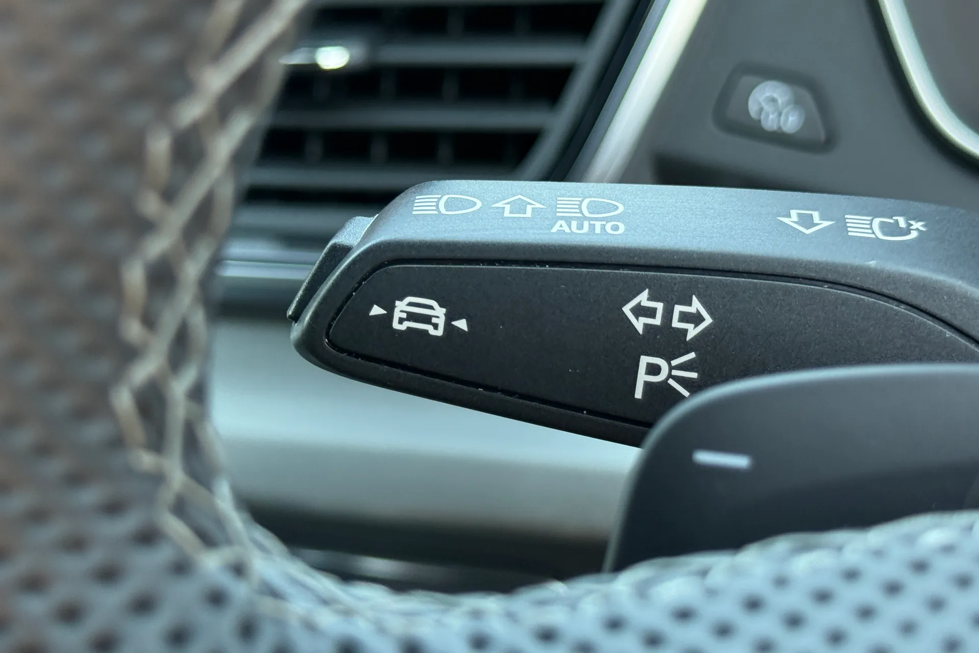 Audi Q5 thumbnail image number 21