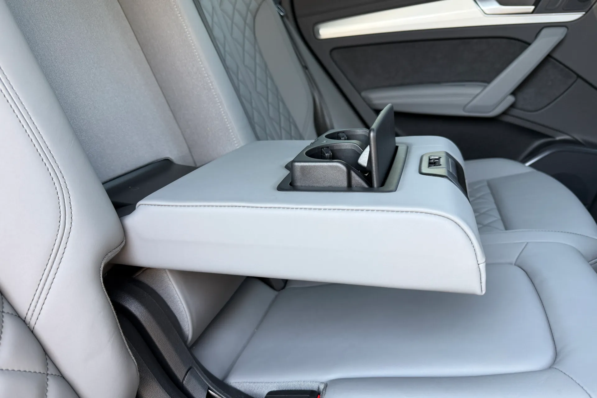 Audi Q5 thumbnail image number 49