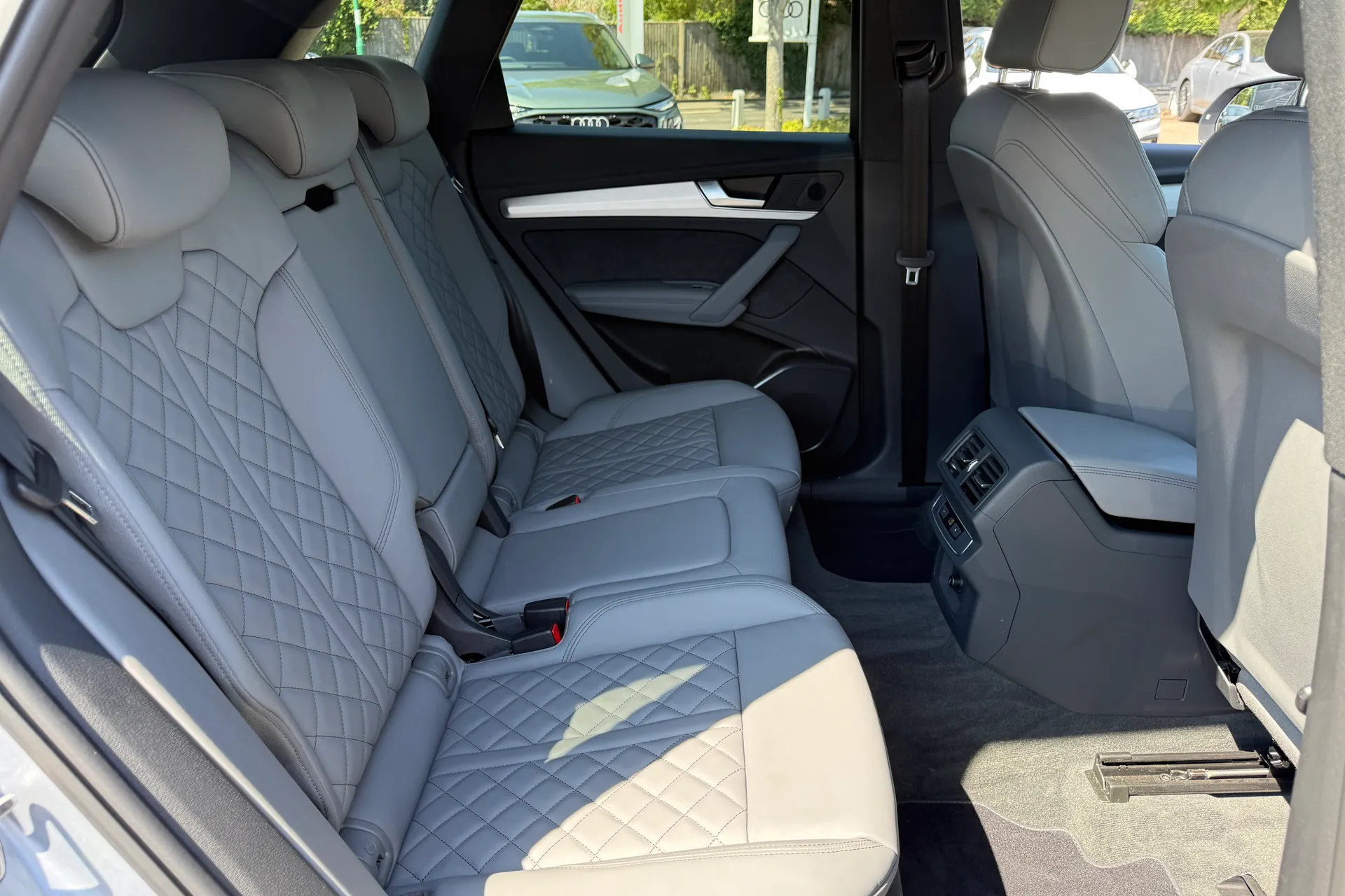 Audi Q5 thumbnail image number 48