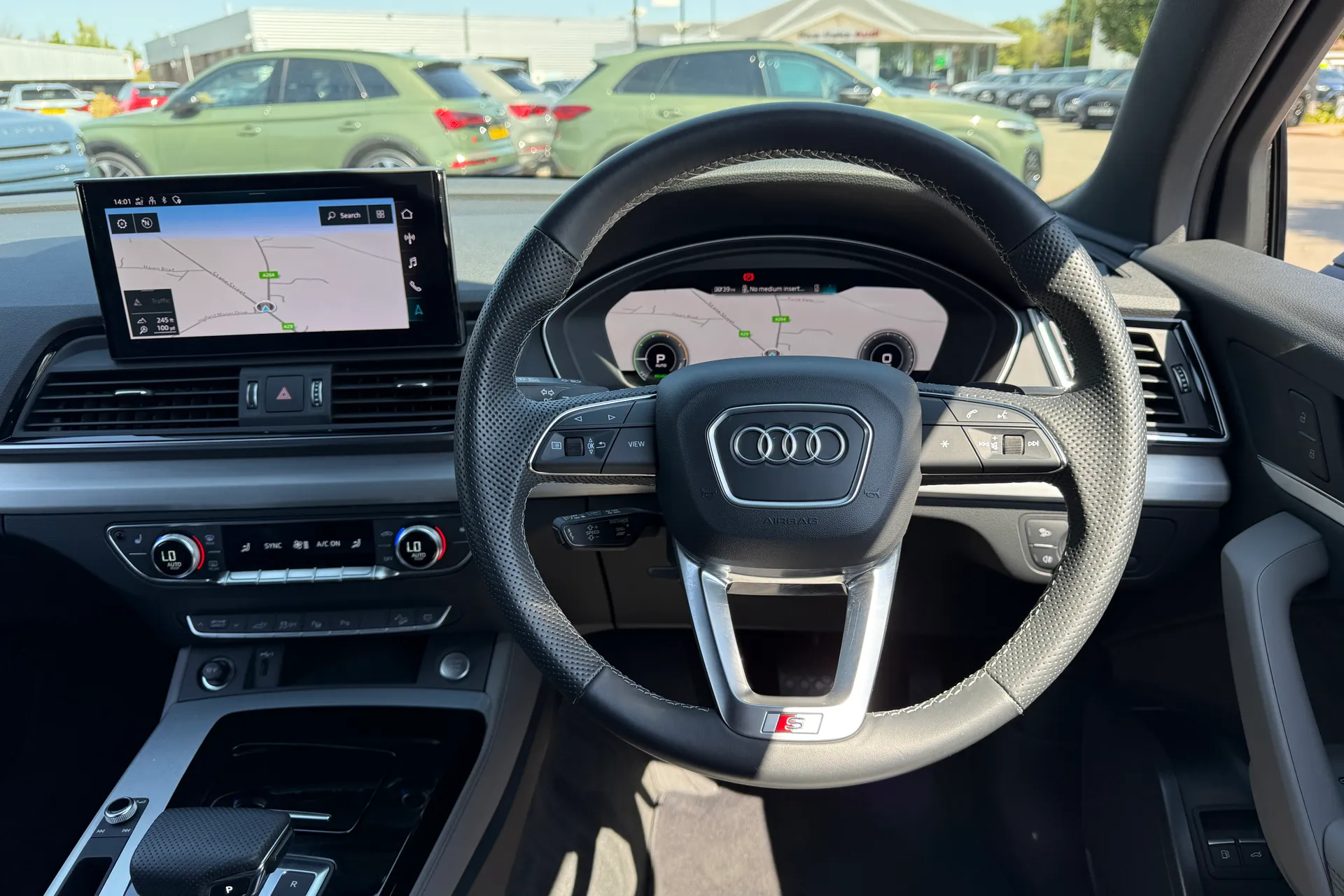 Audi Q5 thumbnail image number 6