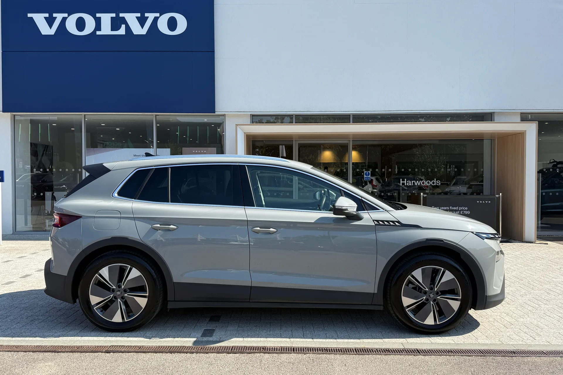 SKODA ELROQ thumbnail image number 2