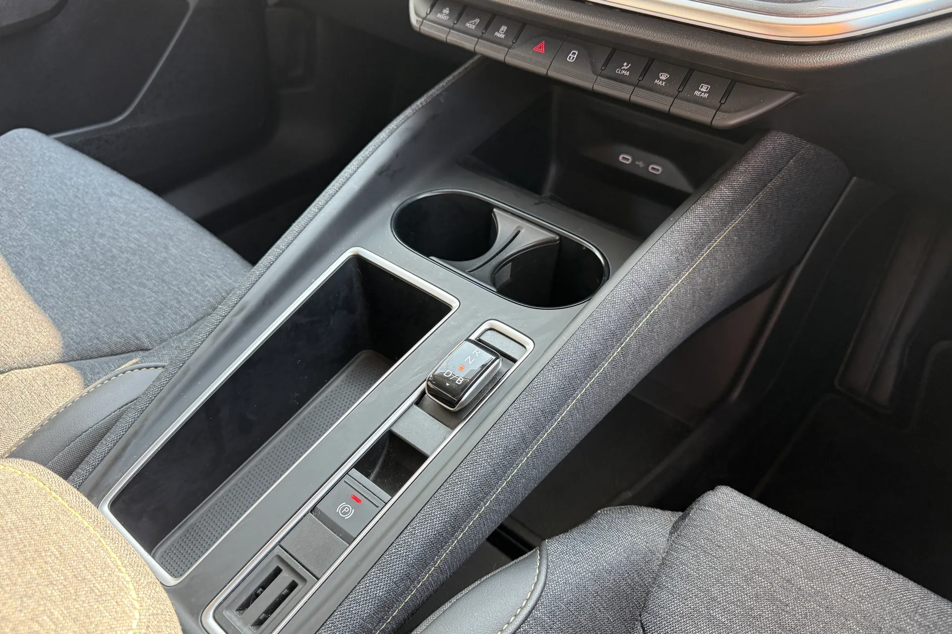 SKODA ELROQ thumbnail image number 43