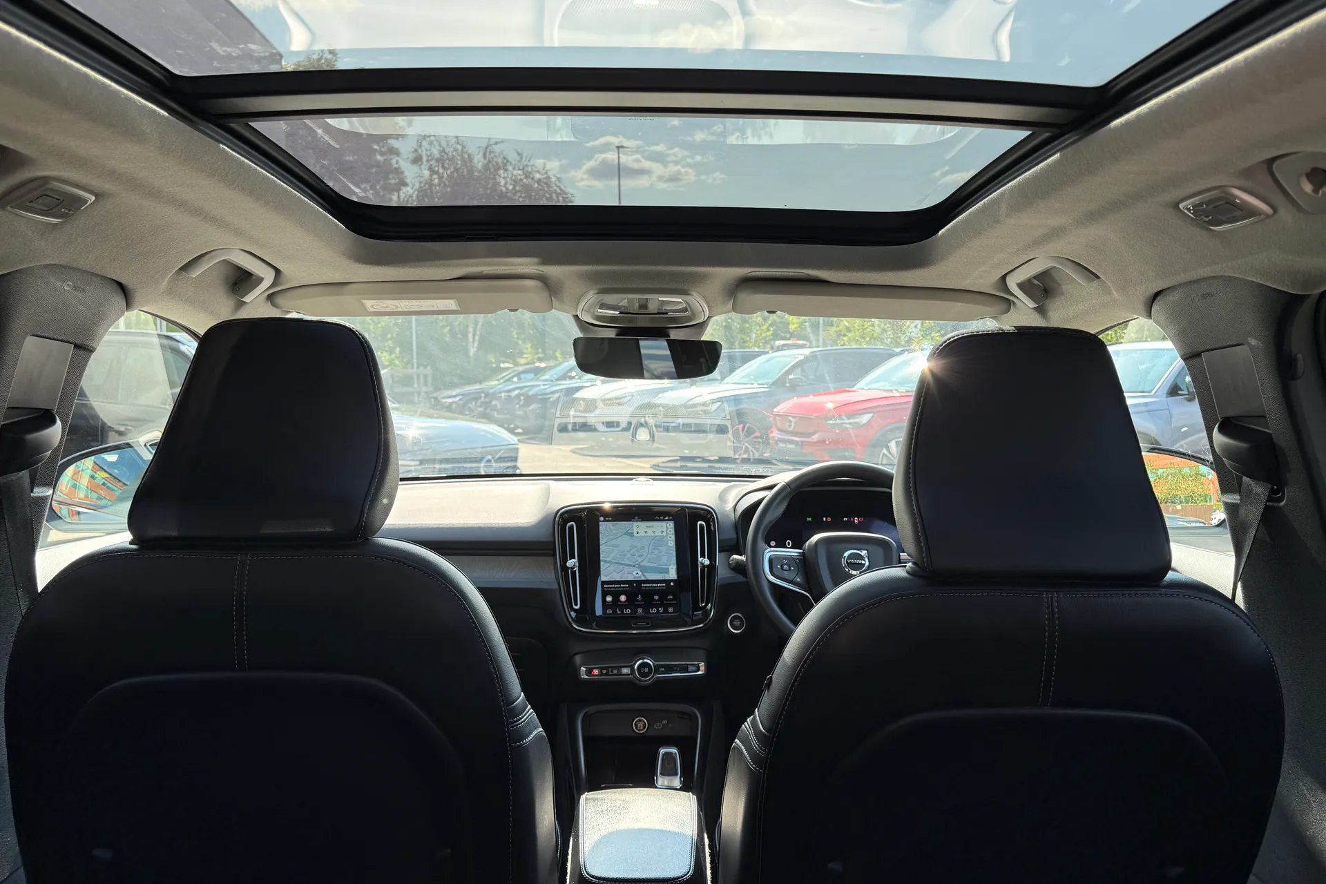 Volvo XC40 thumbnail image number 22