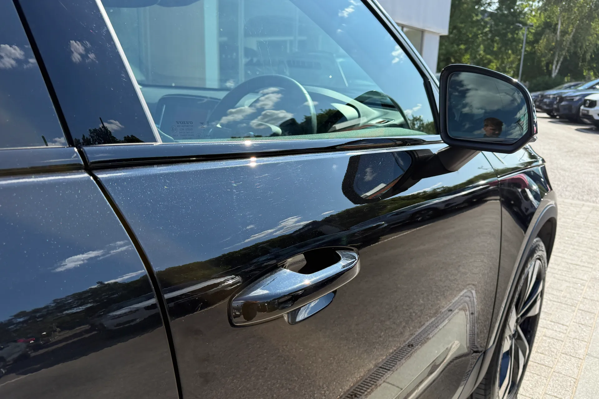 Volvo XC40 thumbnail image number 15