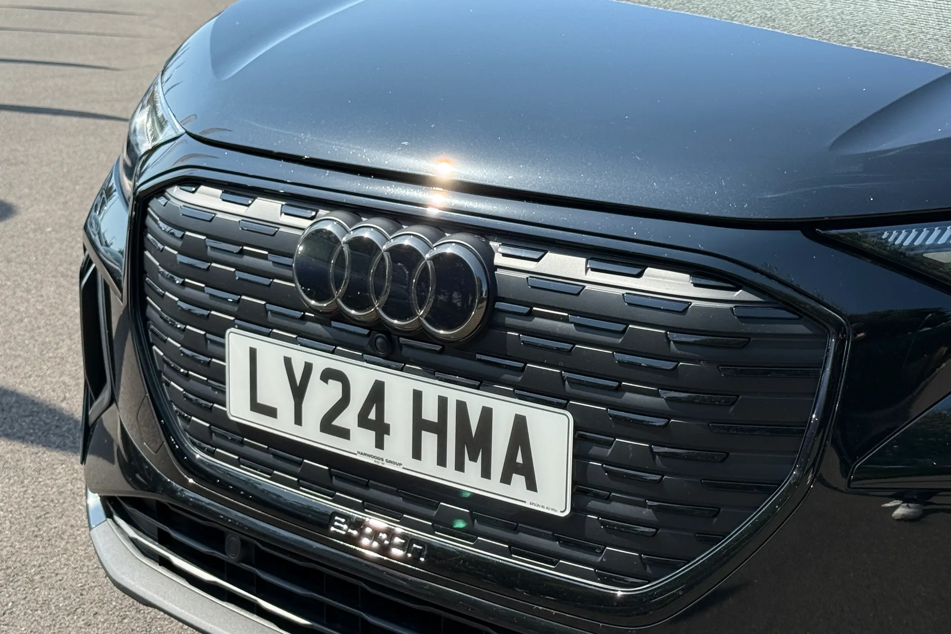 Audi Q4 thumbnail image number 20