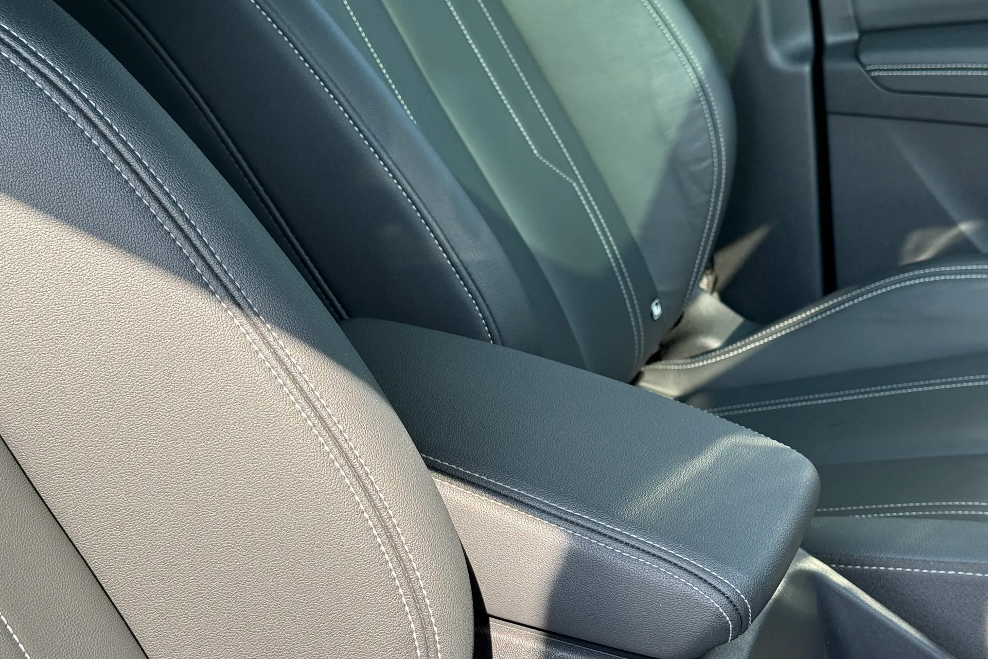 Audi Q4 thumbnail image number 34