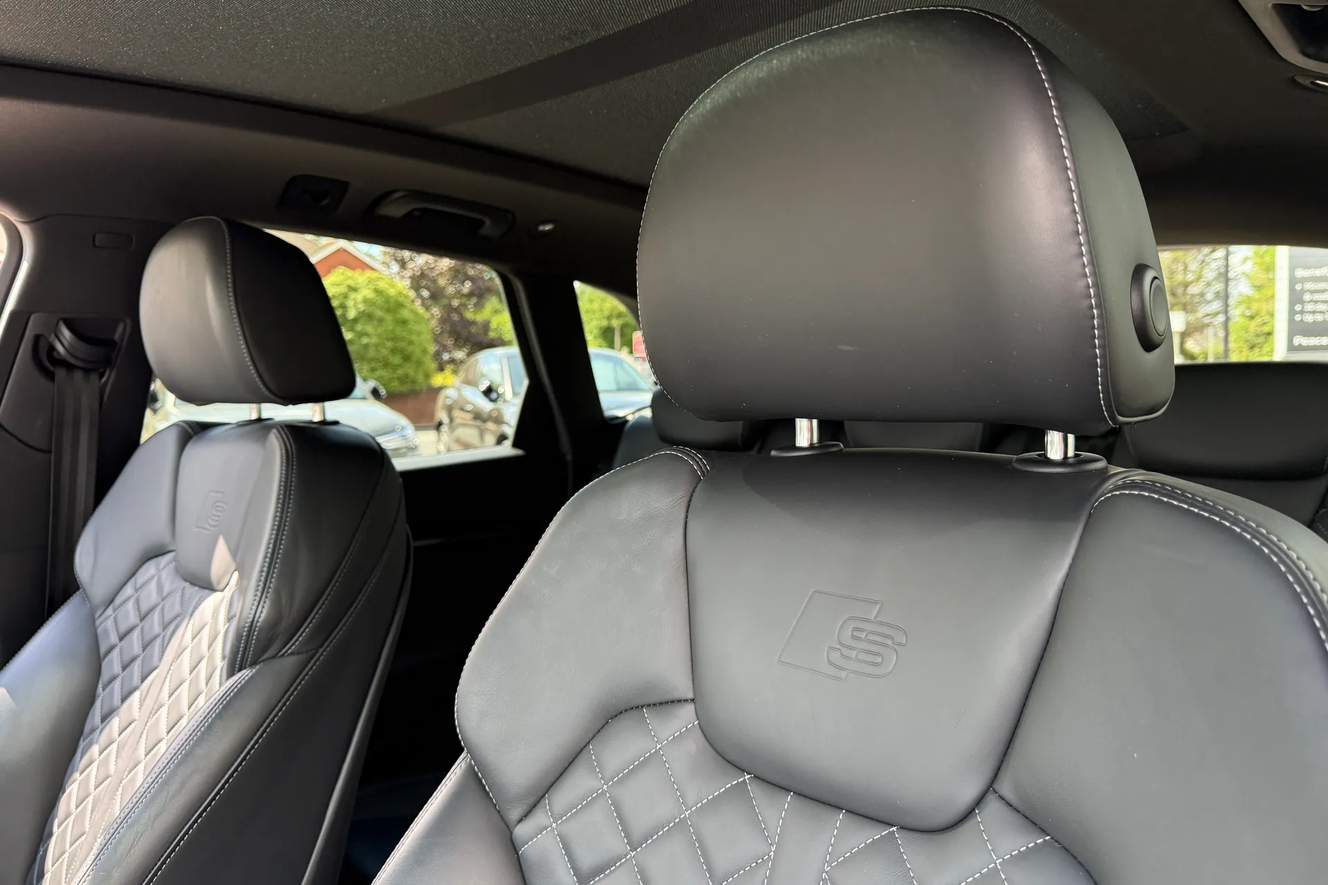 Audi Q5 thumbnail image number 38