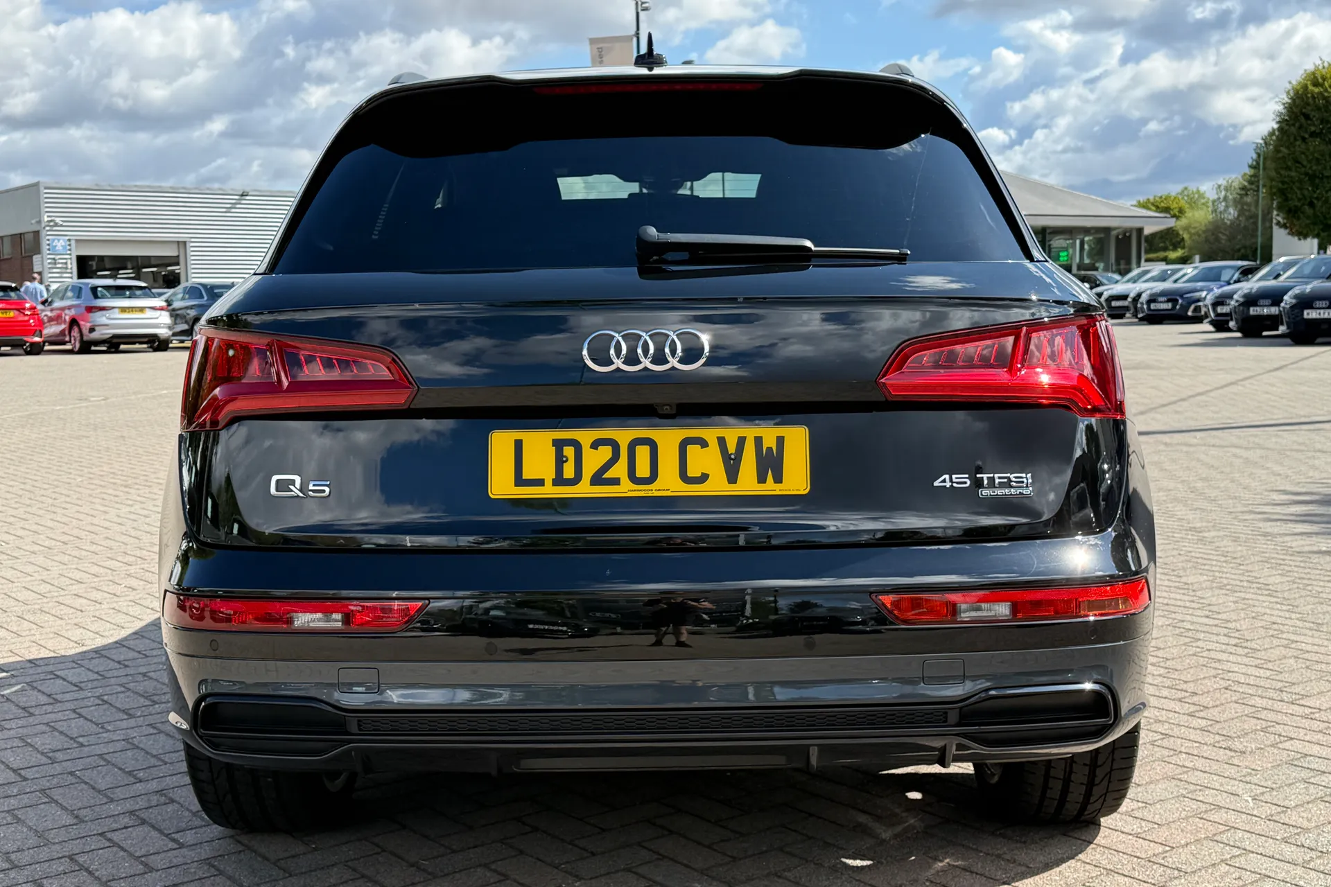 Audi Q5 thumbnail image number 43