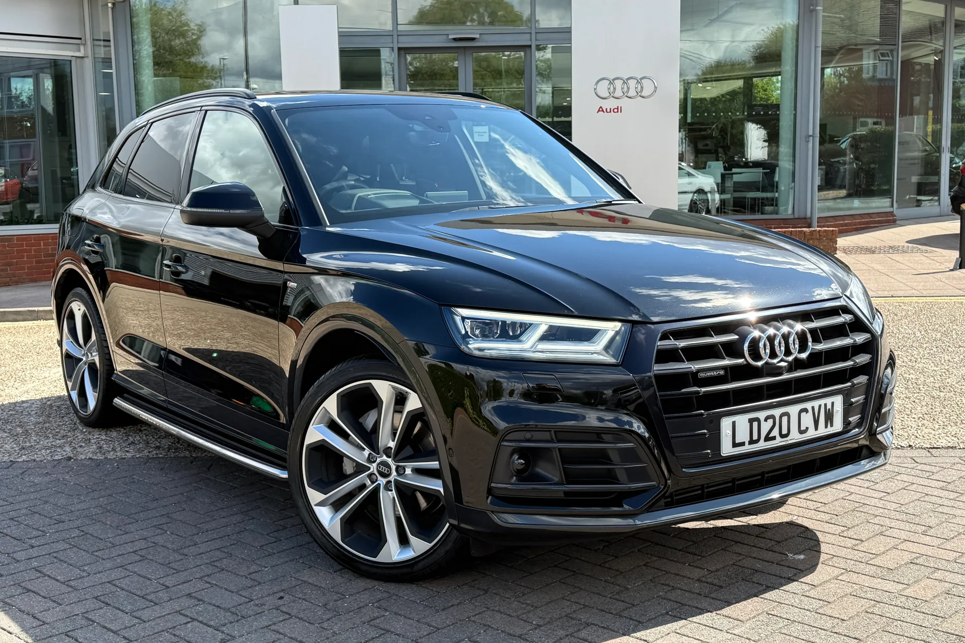 Audi Q5 thumbnail image number 31