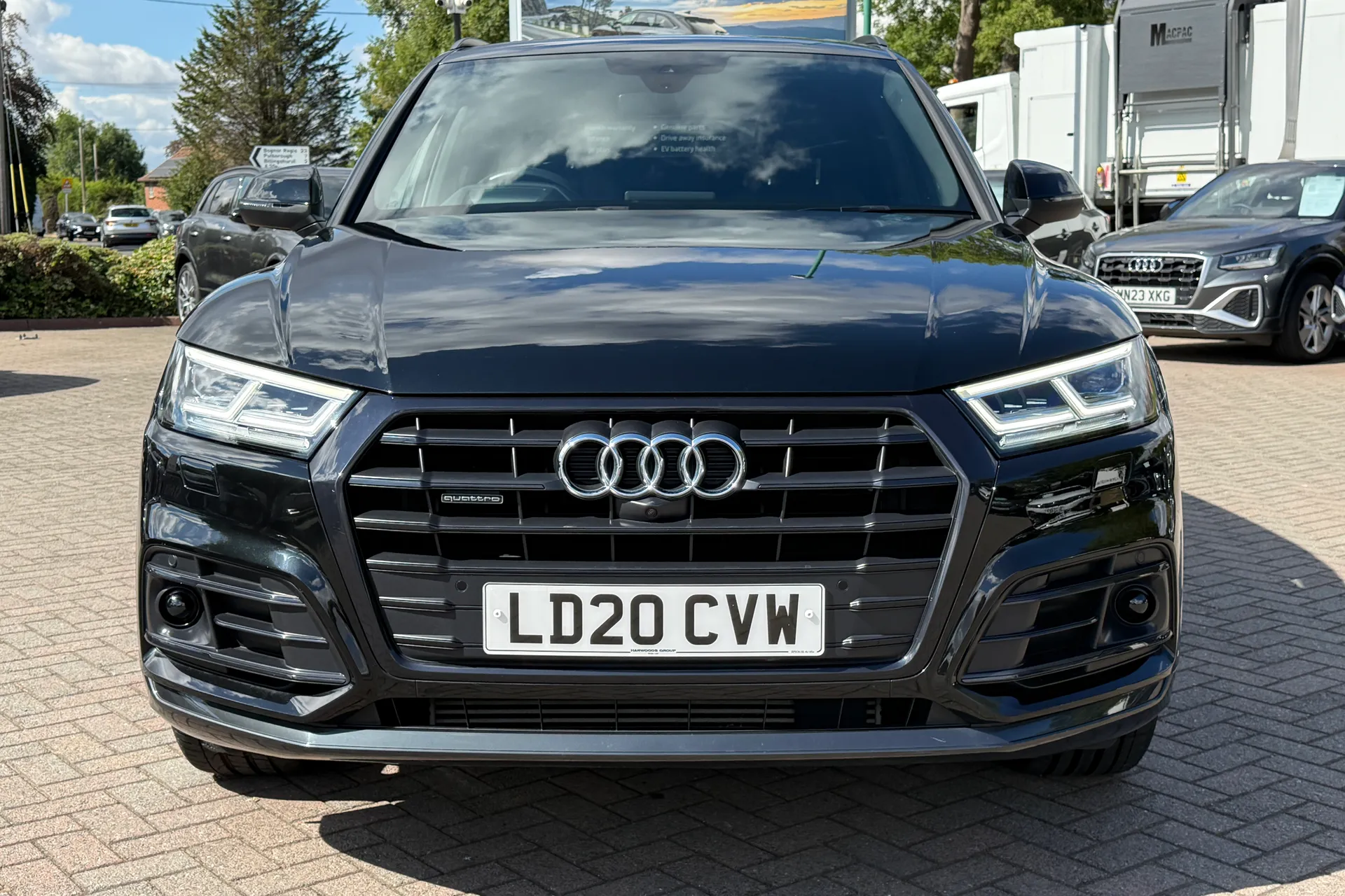 Audi Q5 thumbnail image number 32