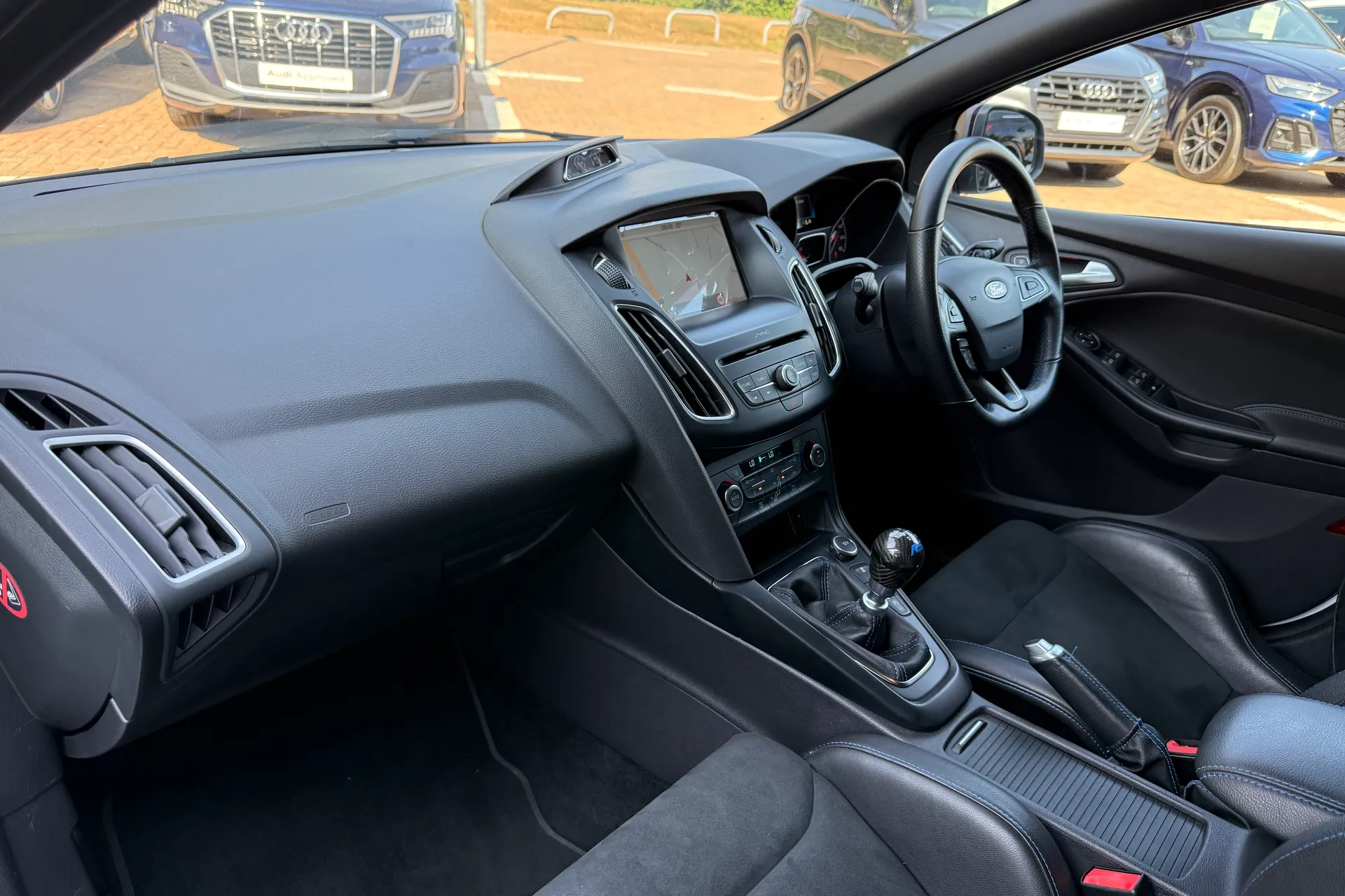 FORD FOCUS RS thumbnail image number 48