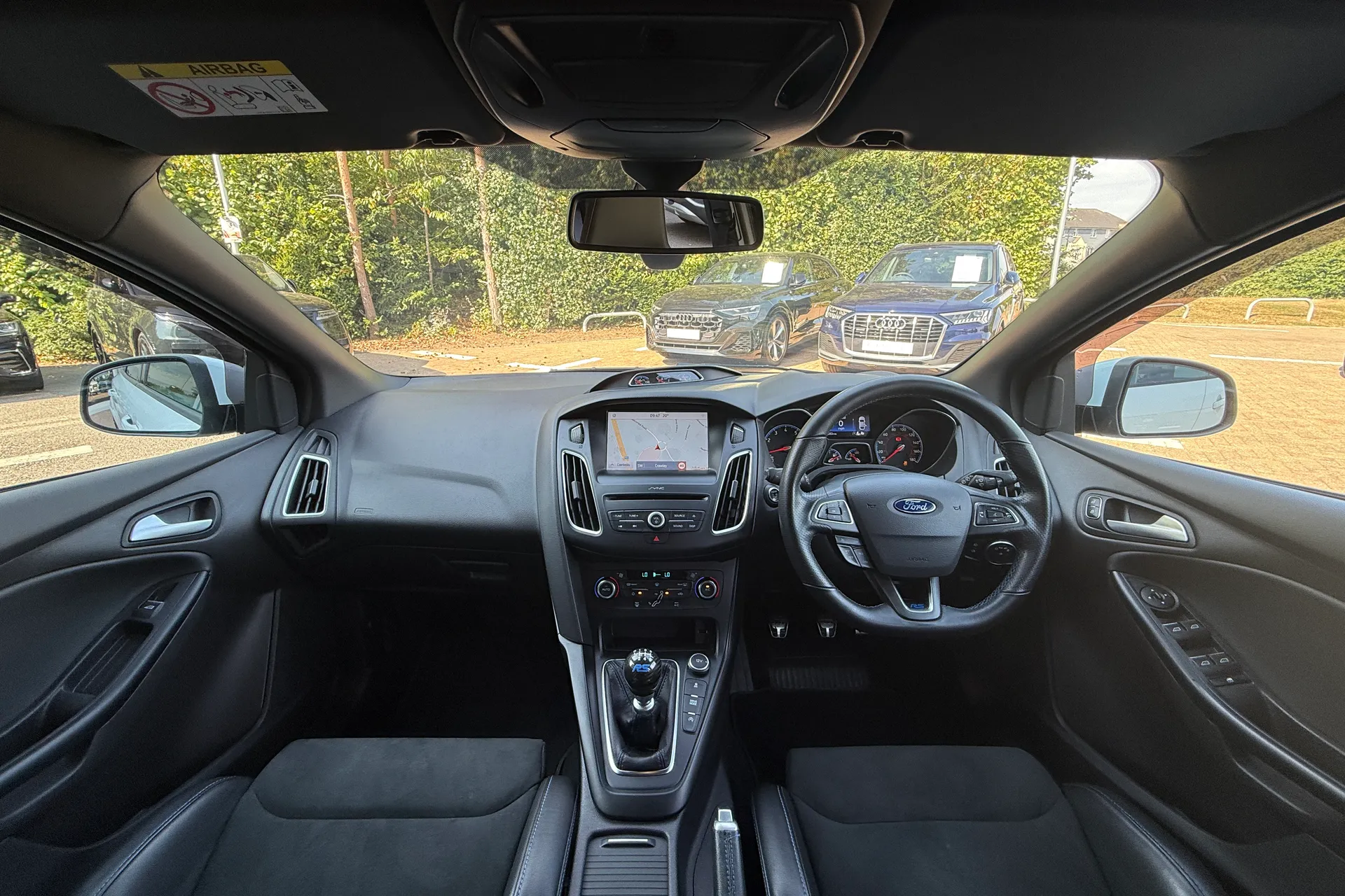 FORD FOCUS RS thumbnail image number 3