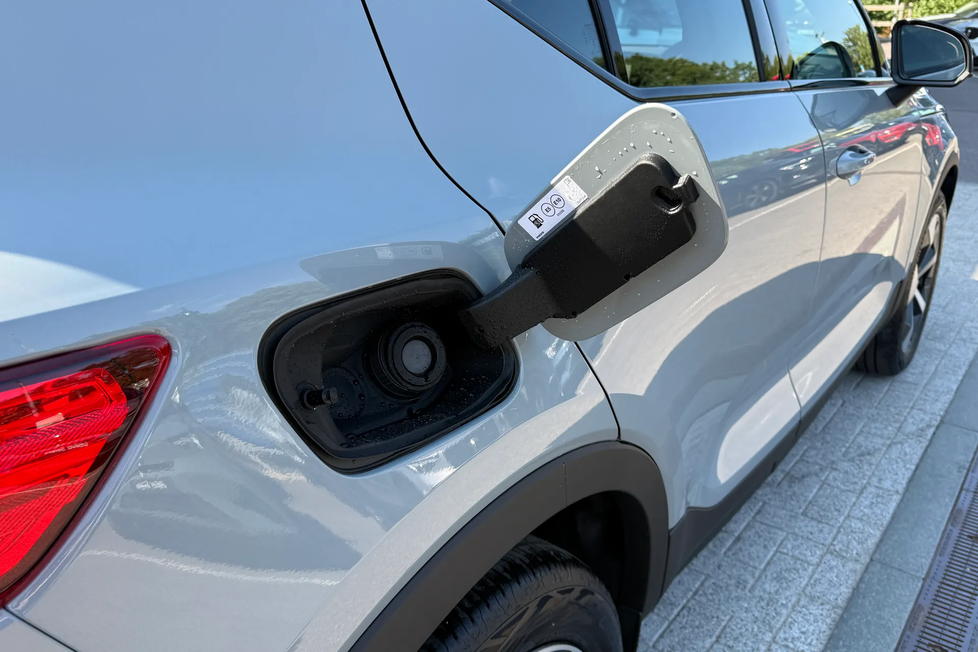 Volvo XC40 thumbnail image number 16