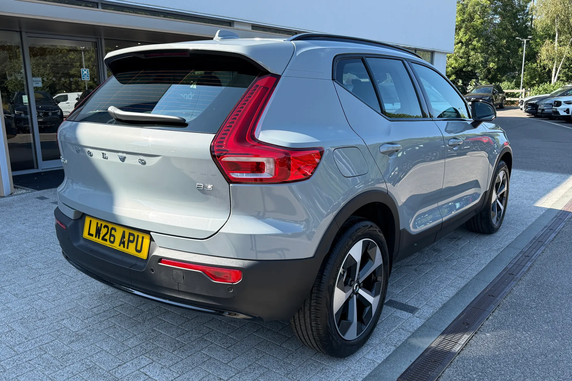 Volvo XC40 thumbnail image number 8