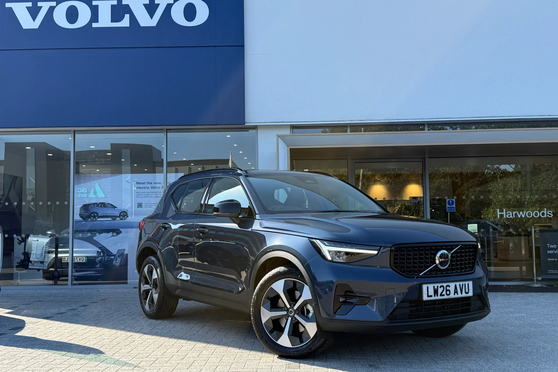 Volvo XC40 focused image