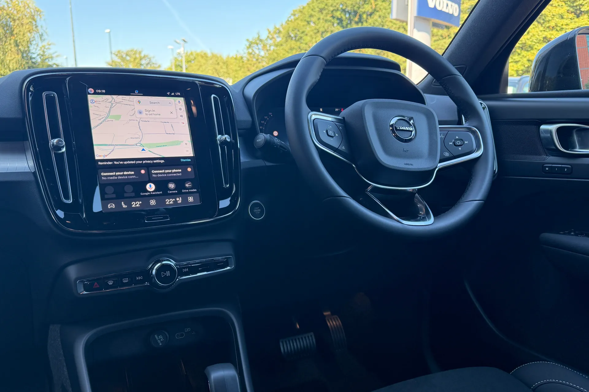 Volvo XC40 thumbnail image number 34