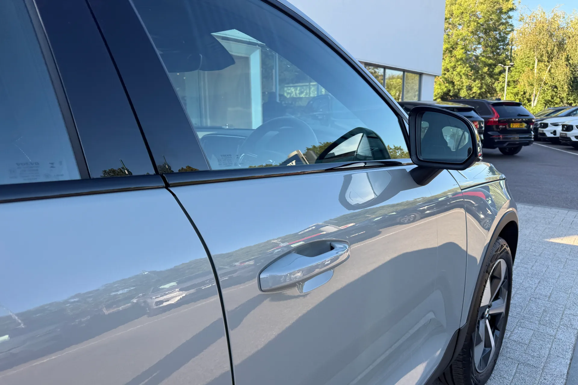 Volvo XC40 thumbnail image number 15