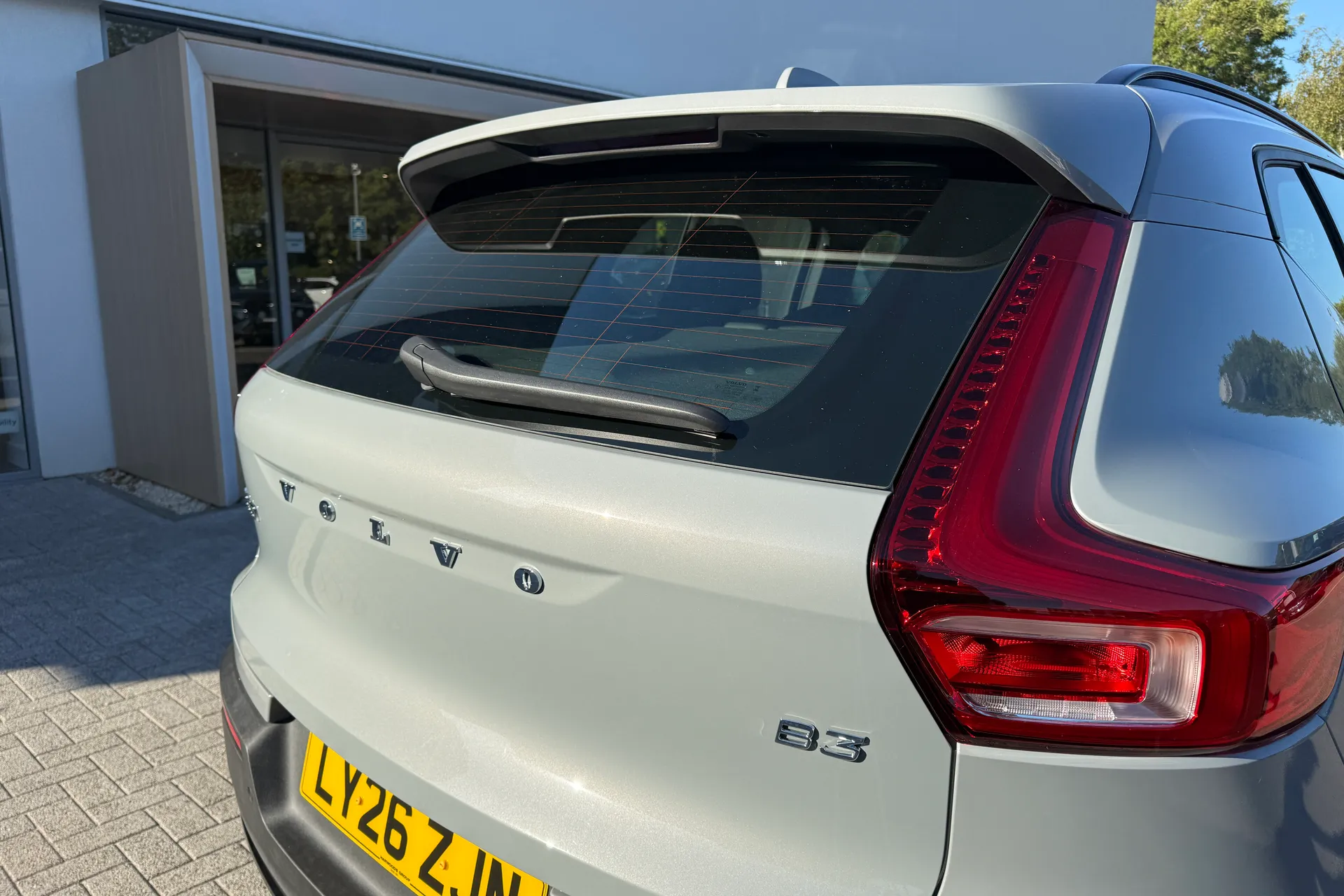 Volvo XC40 thumbnail image number 18