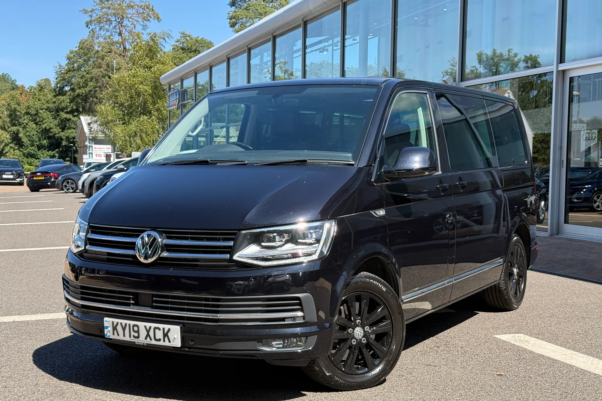 VOLKSWAGEN CARAVELLE thumbnail image number 46