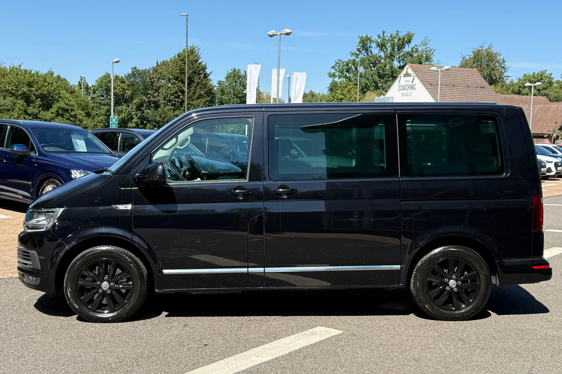 VOLKSWAGEN CARAVELLE thumbnail image number 36