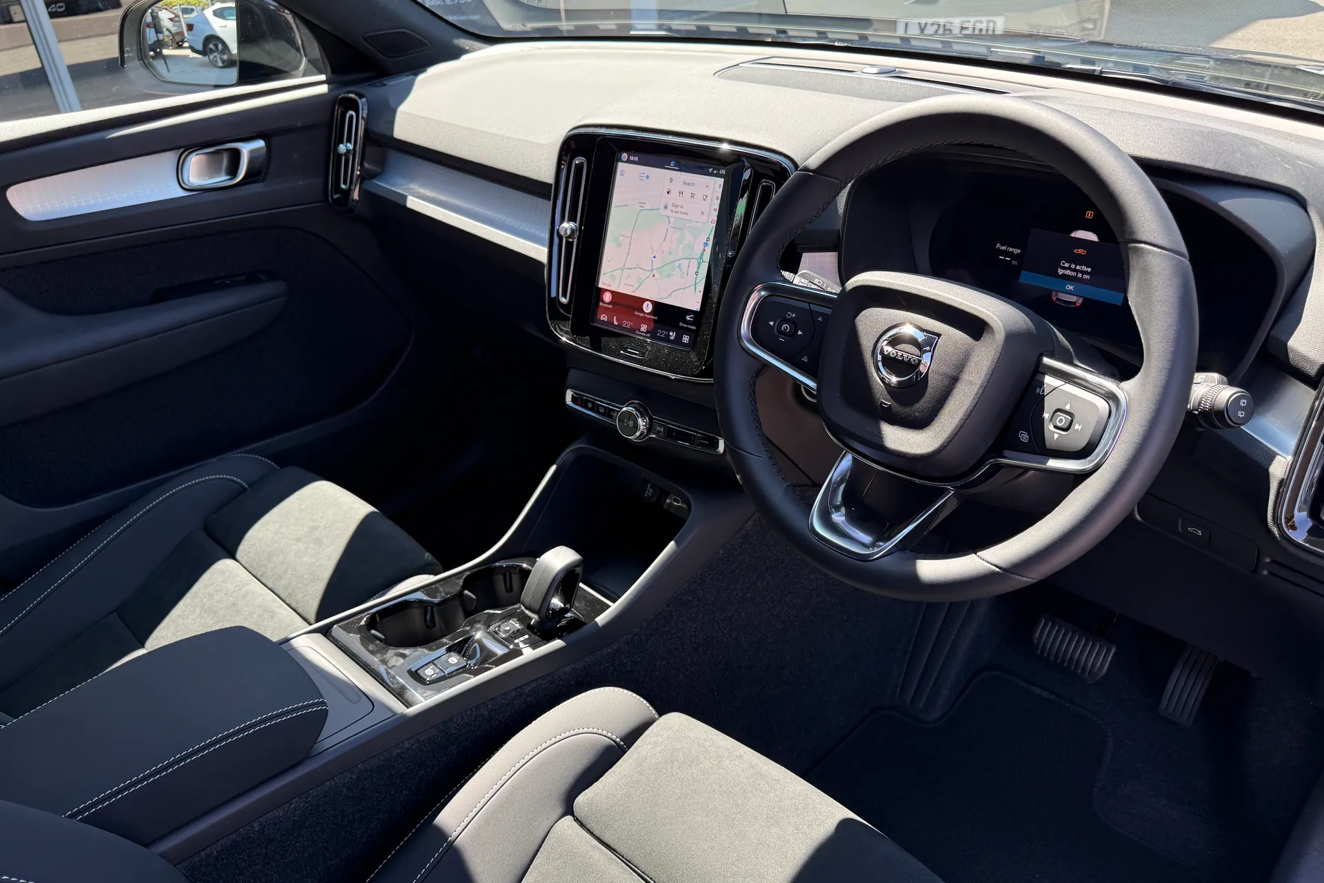 Volvo XC40 thumbnail image number 5