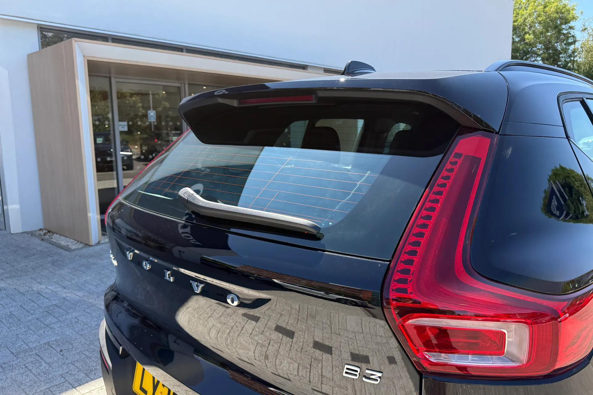 Volvo XC40 thumbnail image number 16